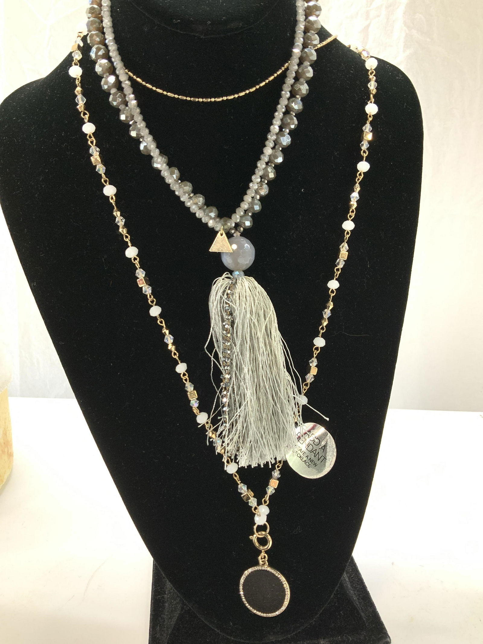 Lot 2 Necklaces, Miriam Haskell & Serefina (1 of 6)