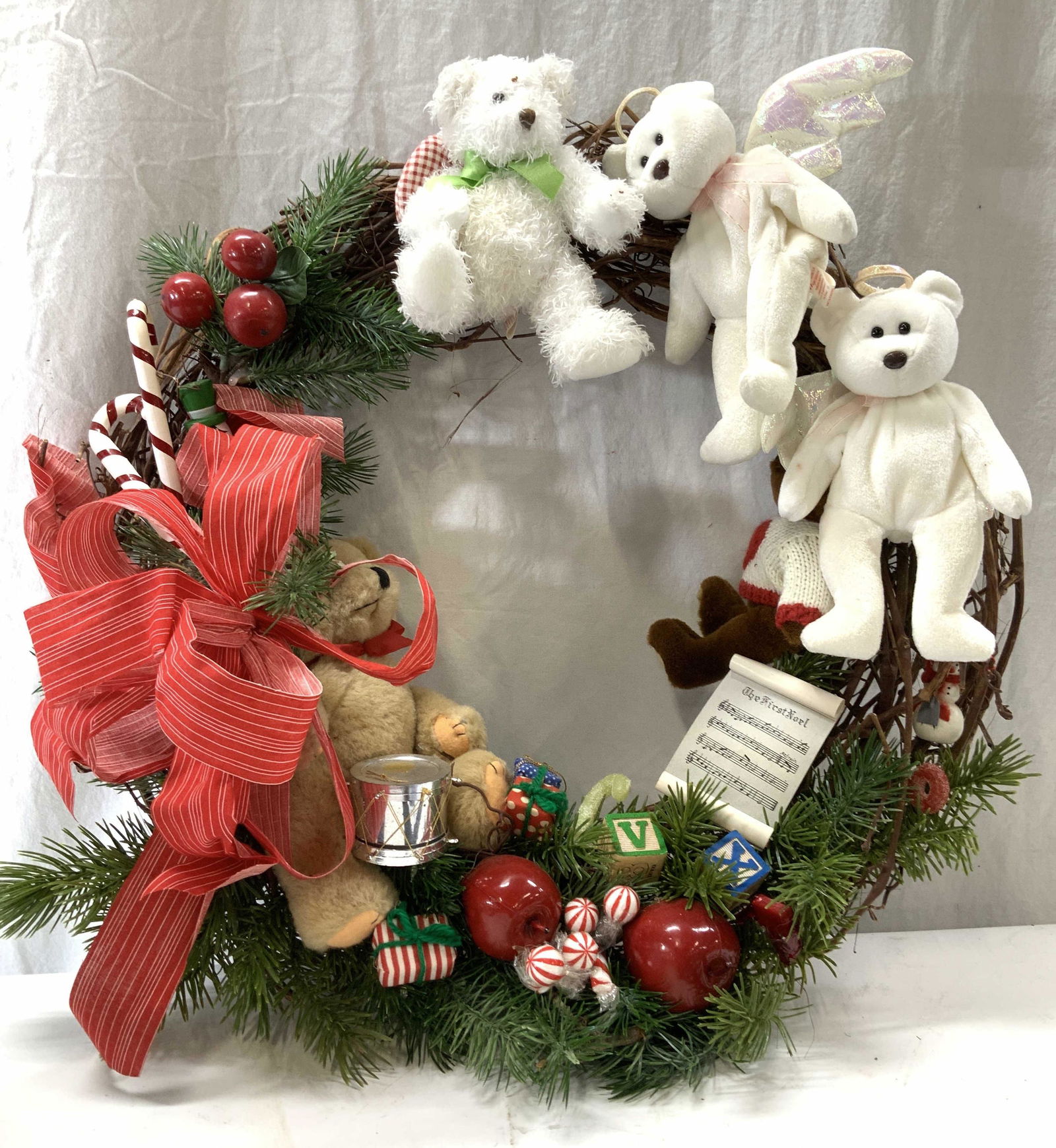 Hand Crafted Twin & Teddy Bear Twig Wreath (1 of 8)