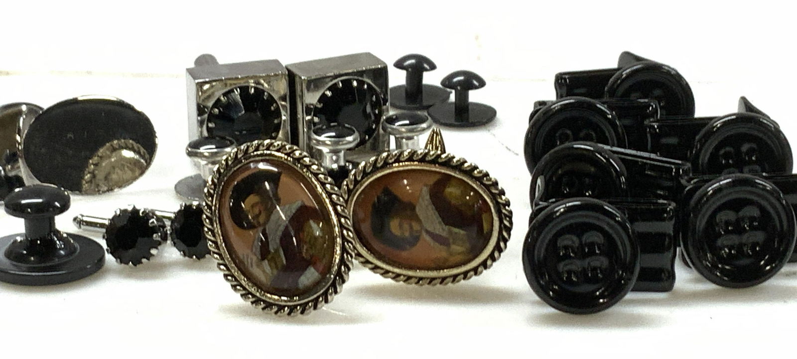 Lot 23 pcs 14K Gold Tie Clip, Several Cuff Links (1 of 10)