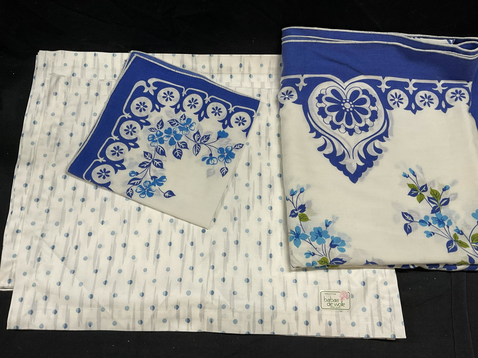 Lot 10 Tabletop Fabric Wares (1 of 6)