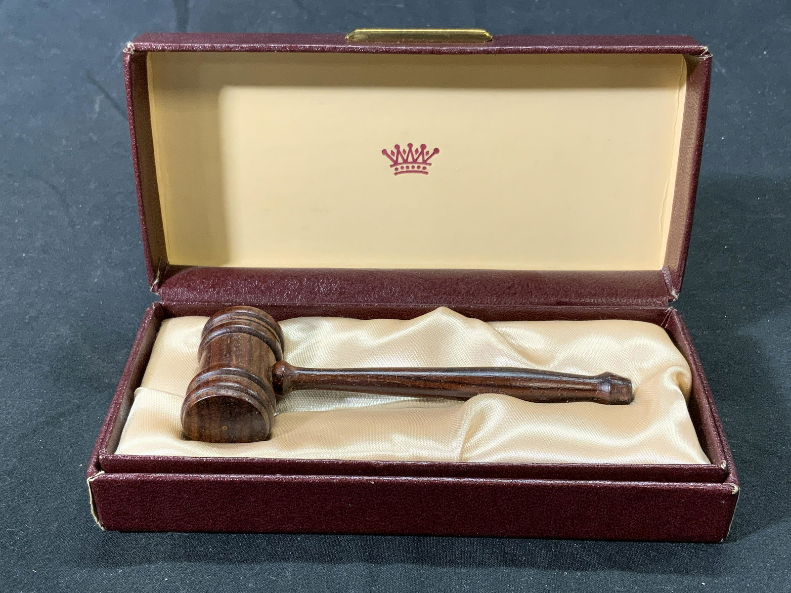 LONG-LIFE LEADERSHIP Miniature Gavel Display (1 of 4)