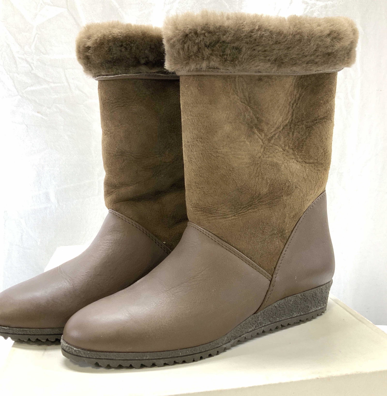 Suede Winter Boots in Org box, Italy (1 of 8)