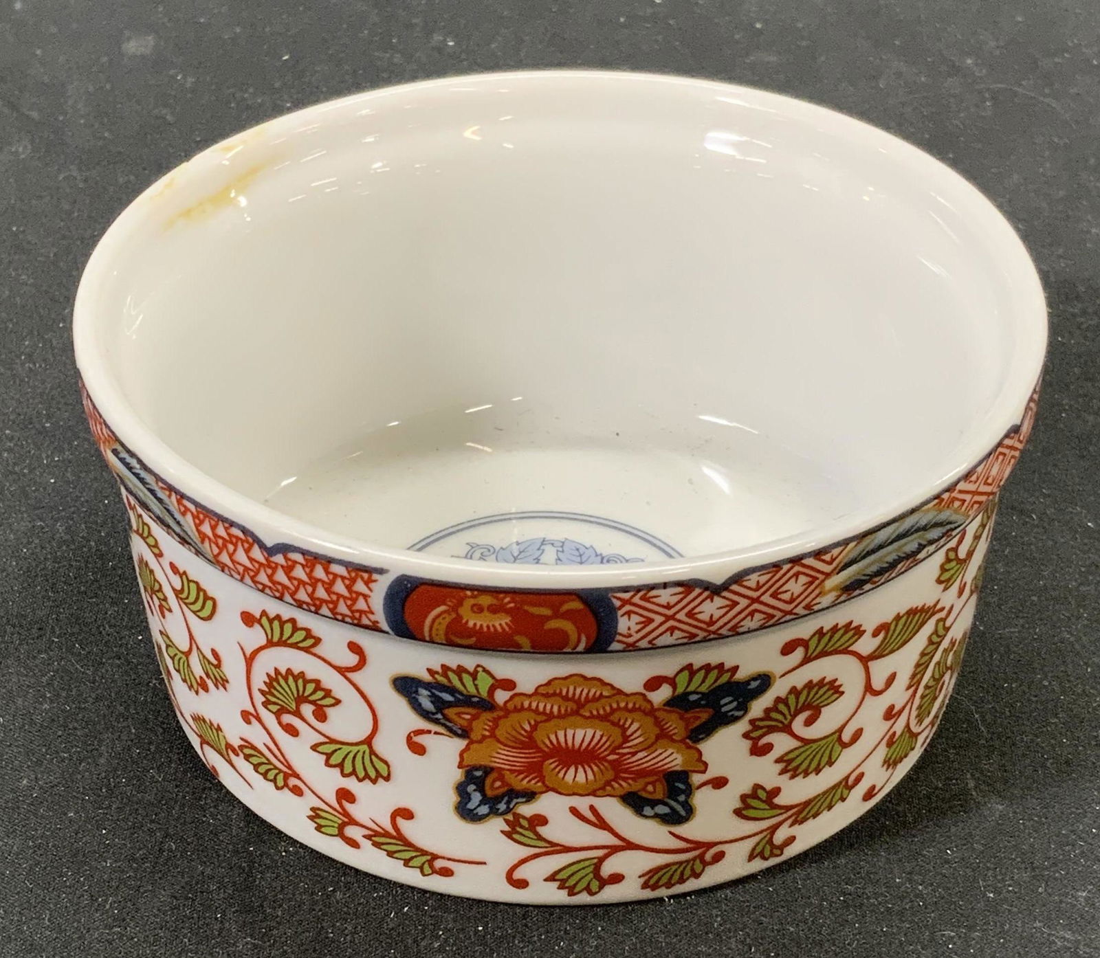 GEORGES BRIARD Peony Ovenware Ramekin: Georges BRIARD peony ovenware ramekin. Measures approx. 4 inches diameter and 1 7/8 inches tall. Minor chipping. Trademarked to underside. George BRIARD, George BRIARD ovenware, peony motif, floral mo