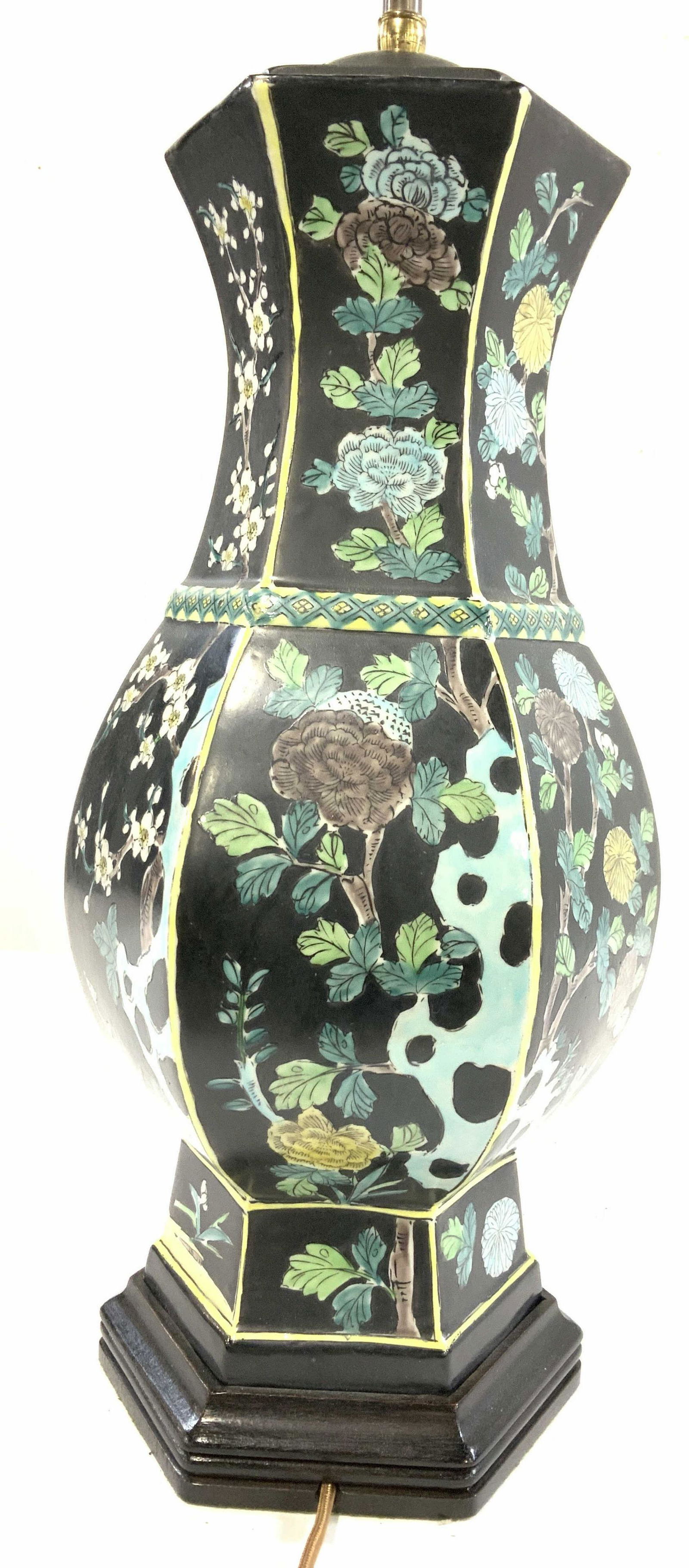 Asian Chinoiserie Hand Painted Lamp (1 of 9)