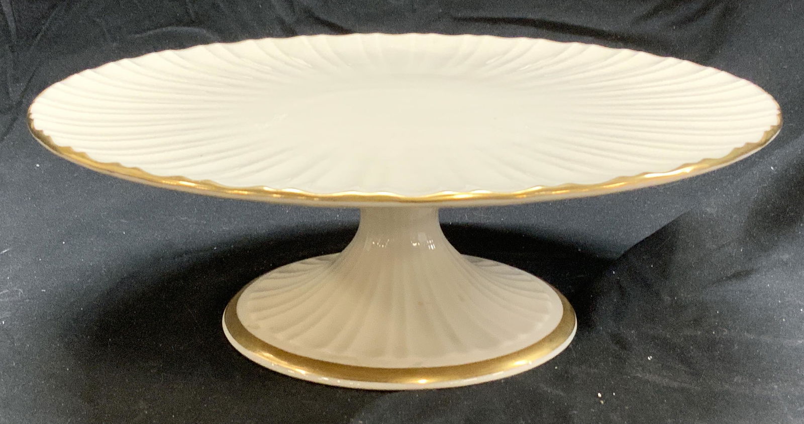 LENOX Porcelain Footed Cake Stand, USA (1 of 5)