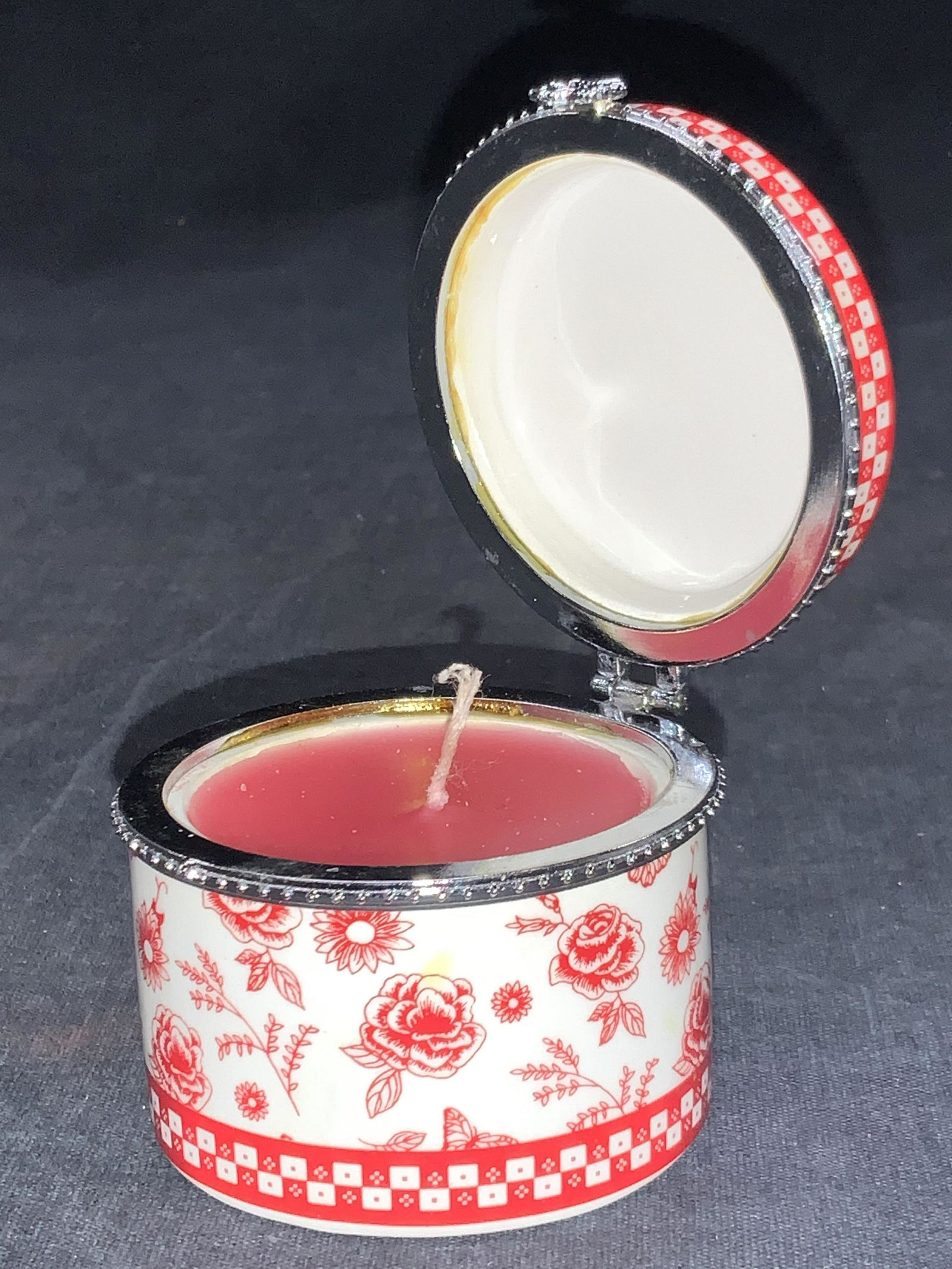 Atico Internat. White Porcelain Trinket Box Candle (1 of 7)