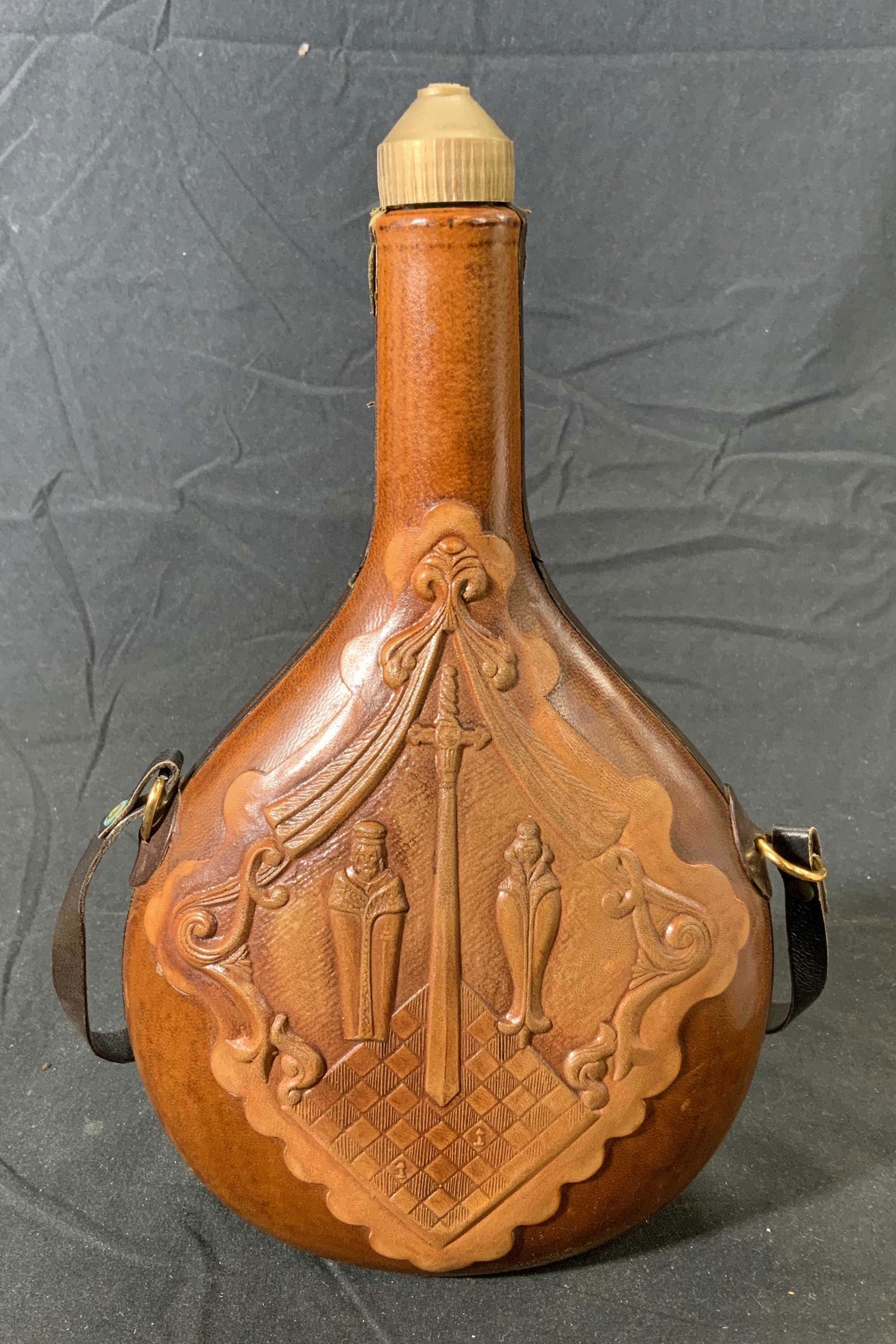 Vintage Brown Leather Canteen (1 of 4)