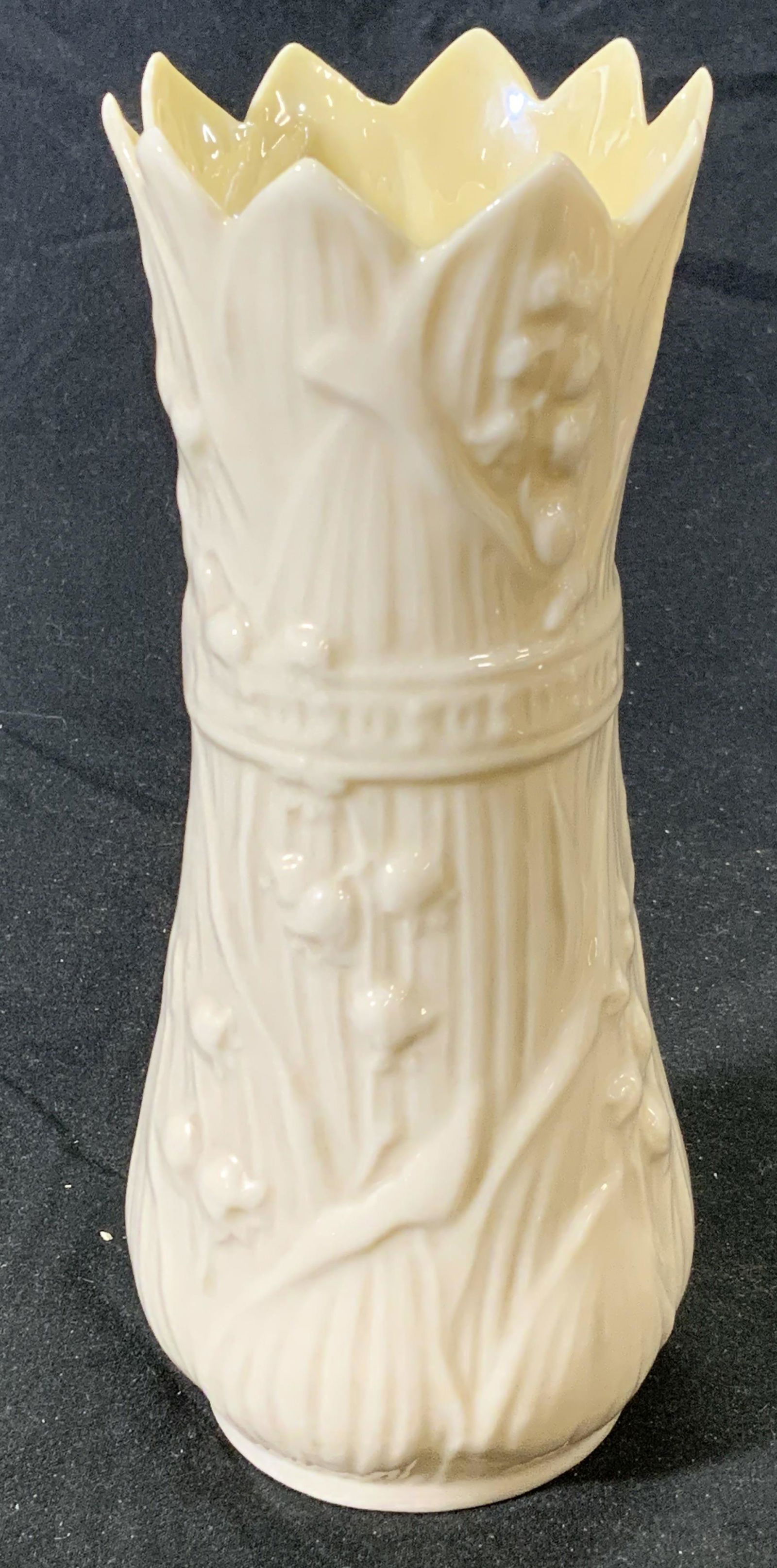 Vintage BELLEEK White Pottery Floral Vase, Ireland (1 of 4)