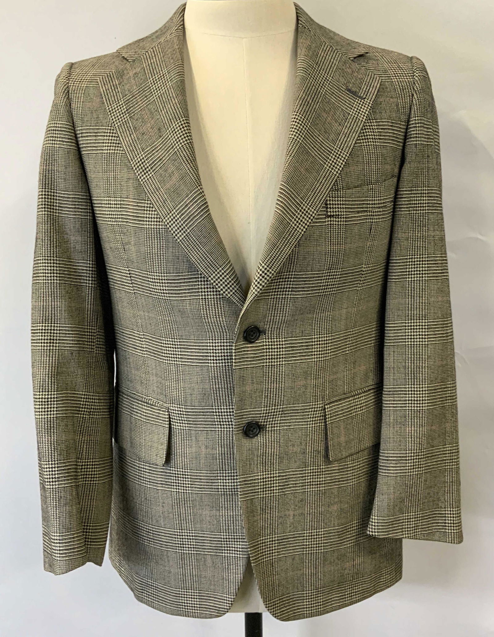 Vintage BURBERRY Black Houndstooth Sport Coat (1 of 5)