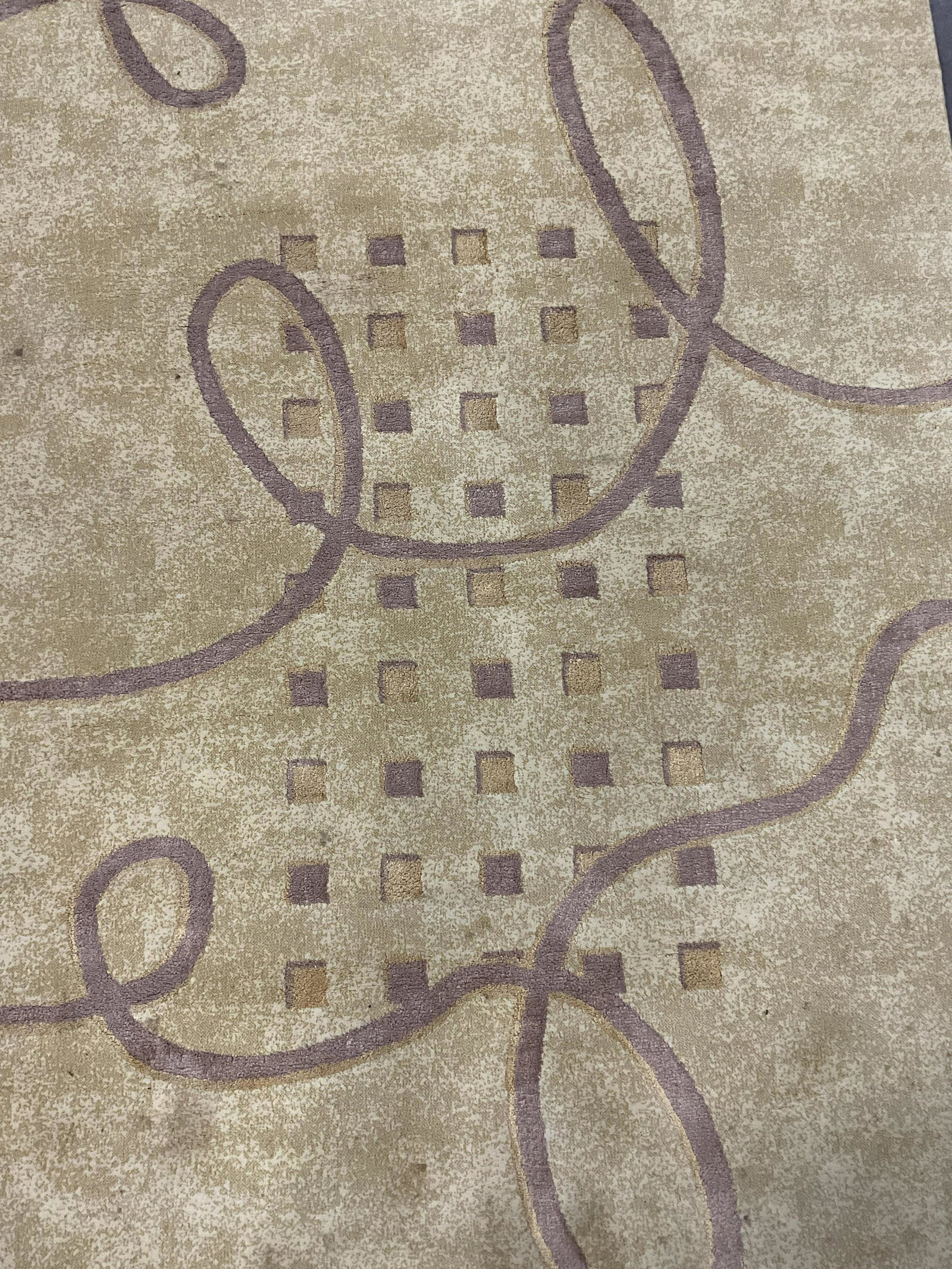 KARNAVAL Beige Modern Room Rug: KARNAVAL Beige Modern Room Rug. Measures approx 91 x 59 inches. Wear to rug is consistent with use and age. No tears or holes. KARNAVAL Rug, room rug, floor rug, floor decor, modern decor, home decor,