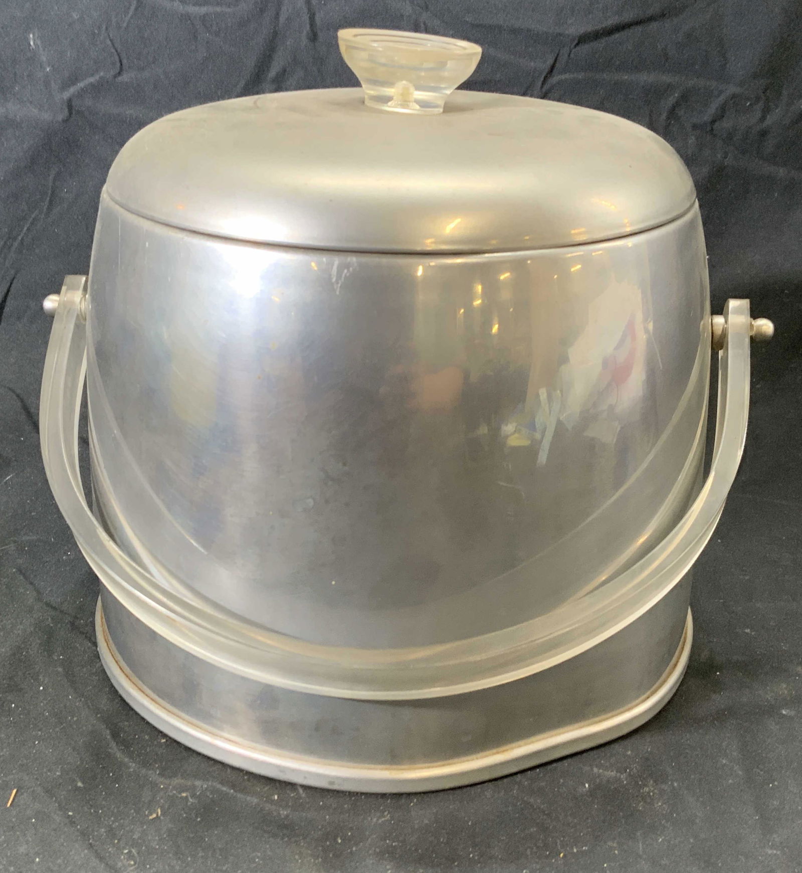 MCM Vintage KROMEX Chrome Ice Bucket (1 of 5)