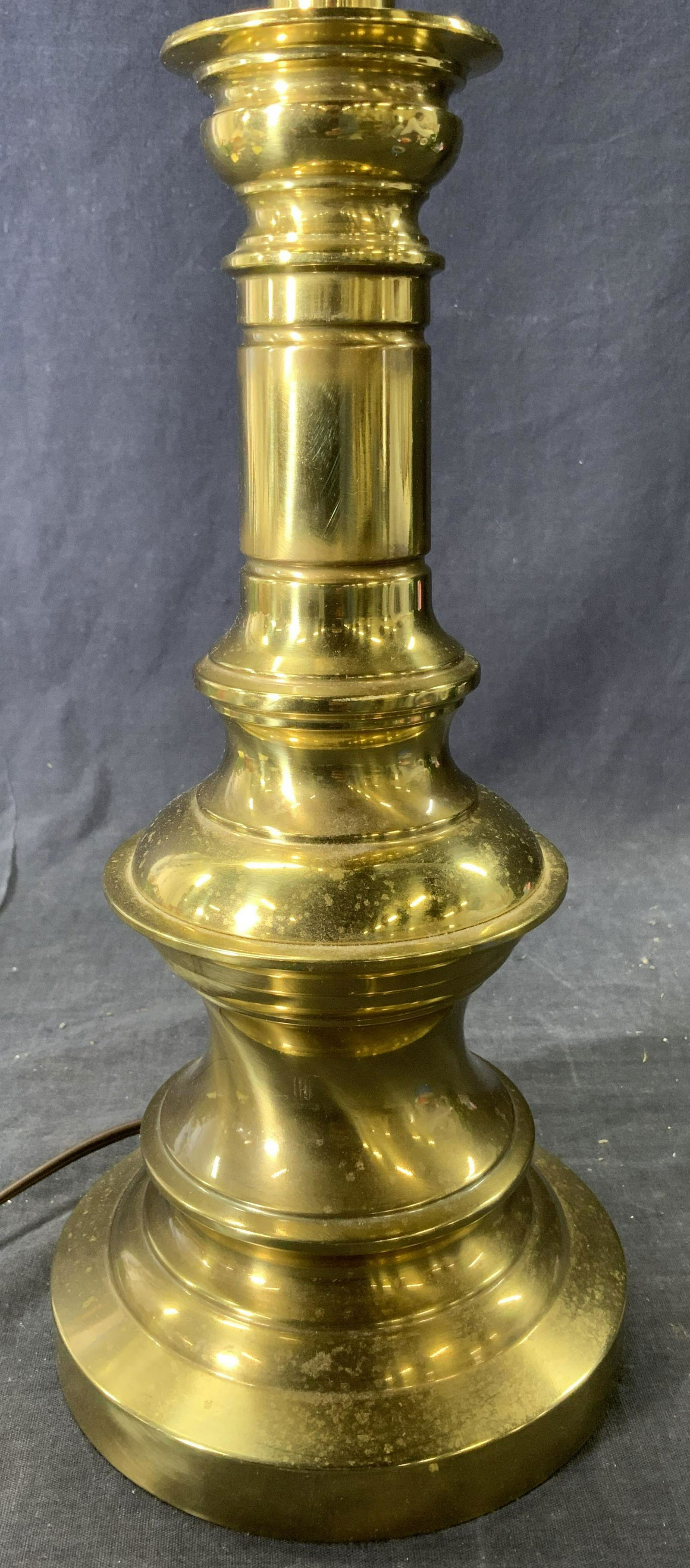 STIFFEL Brass Table Lamp W Finial (1 of 8)