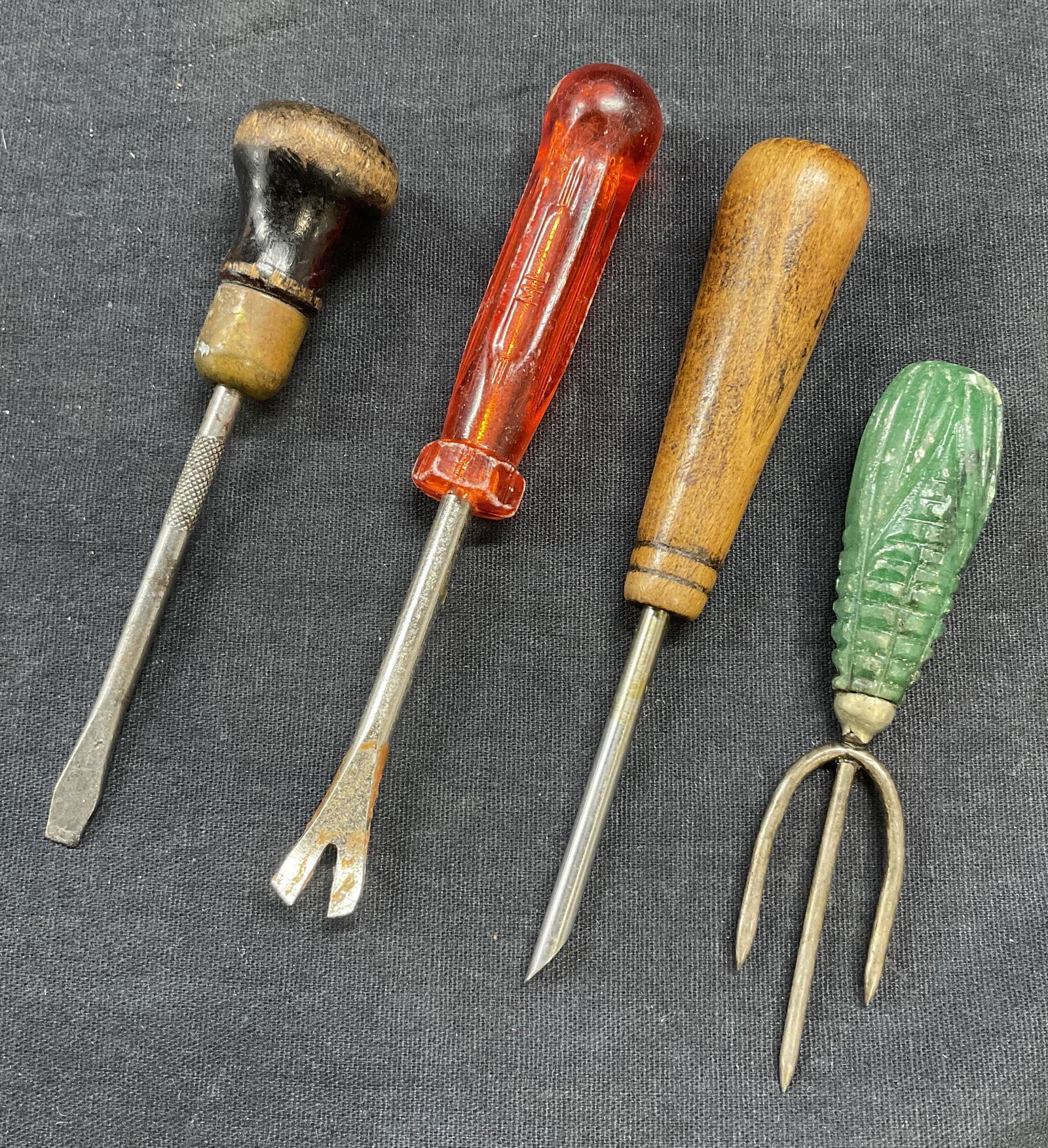 Lot 4 Vintage Tools and Utensils (1 of 3)