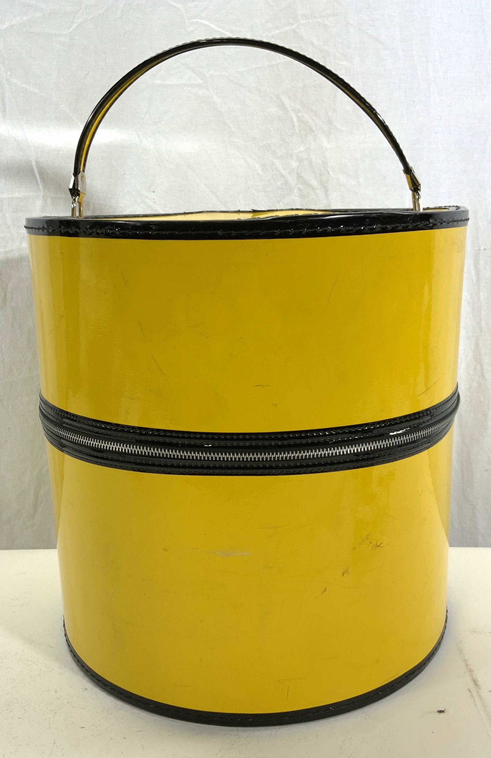 Vintage Yellow High Gloss Hat Box (1 of 5)