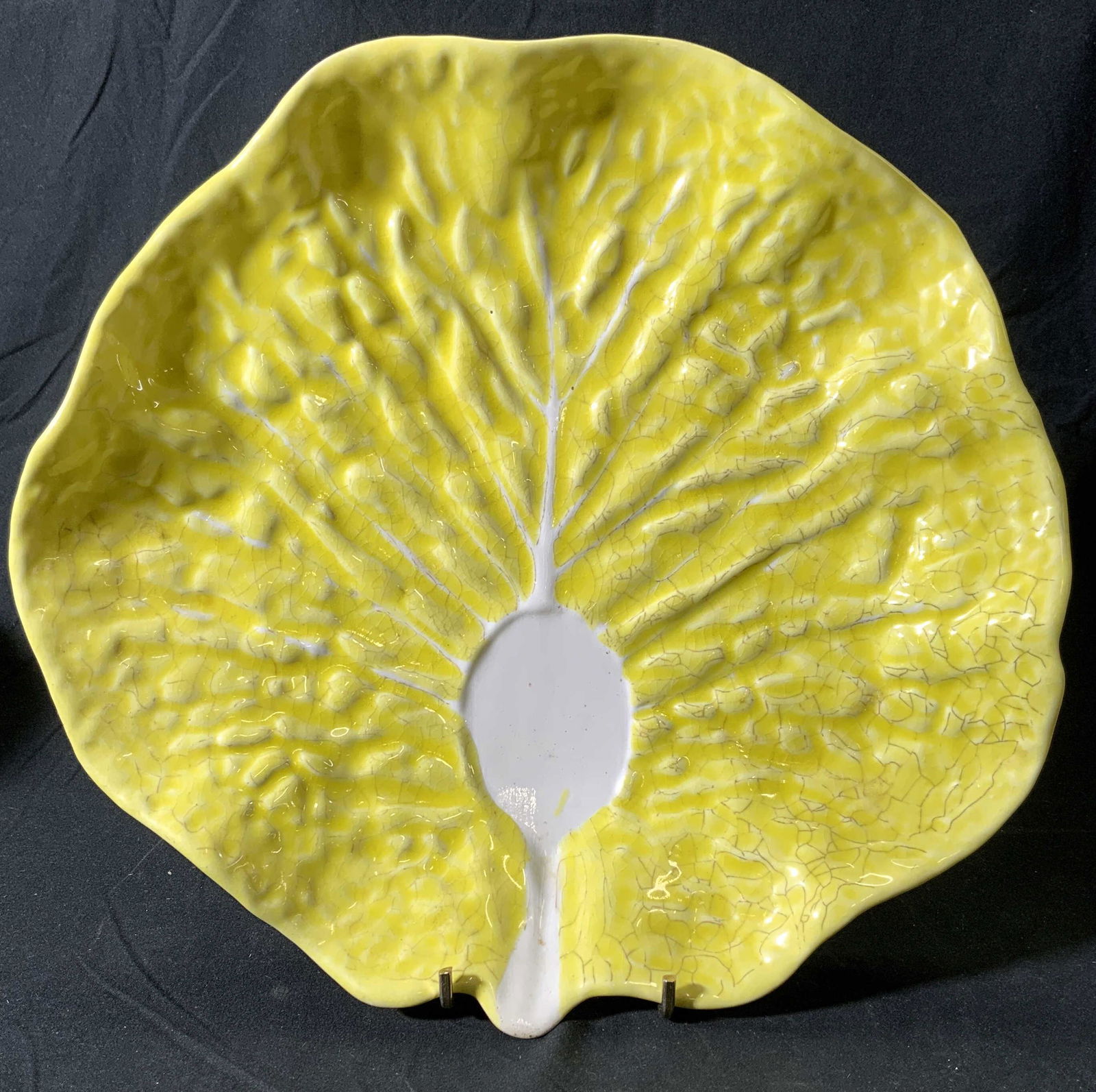 Vintage SECLA PORTUGAL Yellow Art pottery Dish (1 of 5)
