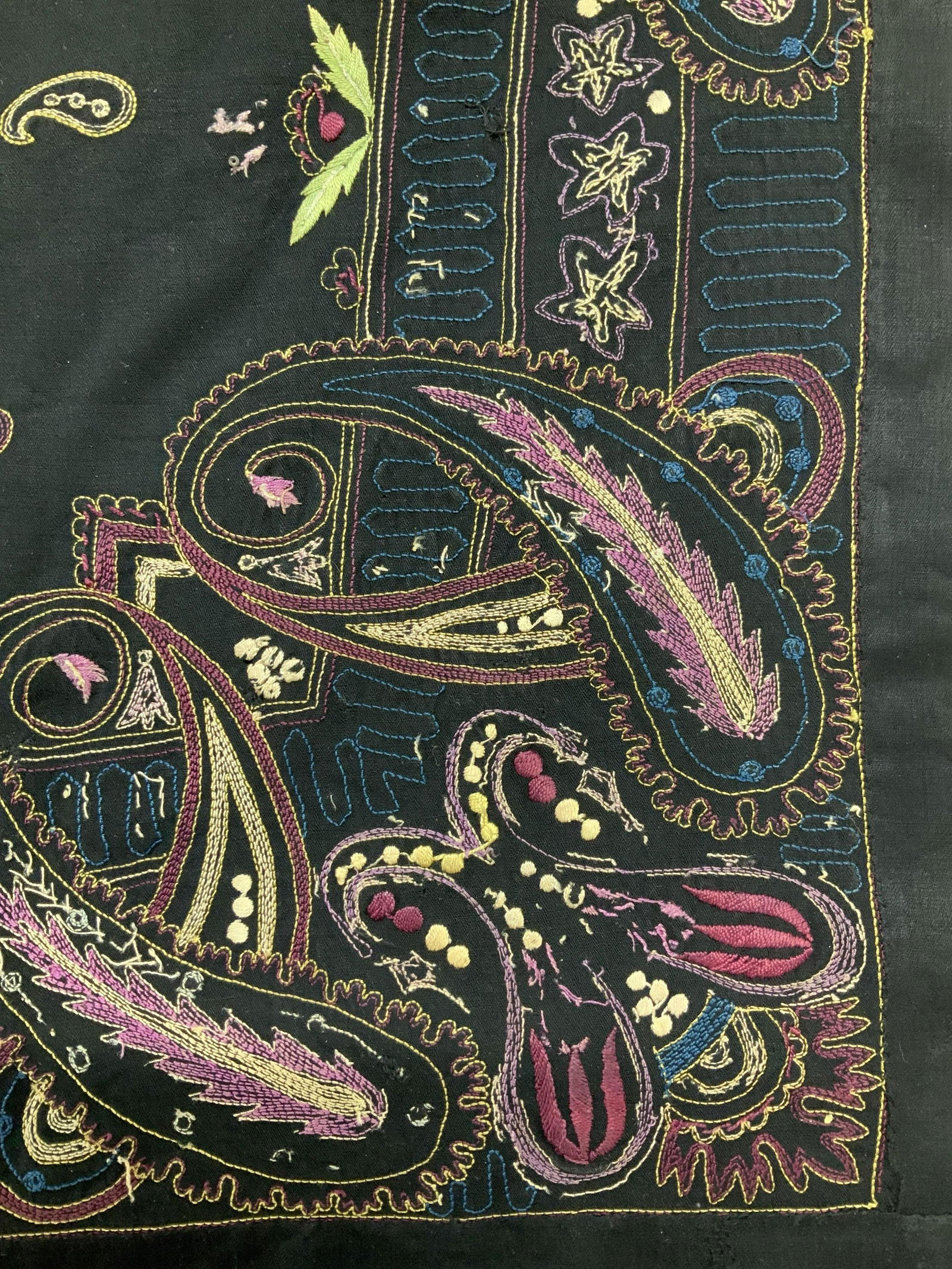 Embroidered Paisley Tablecloth/ Textile (1 of 6)