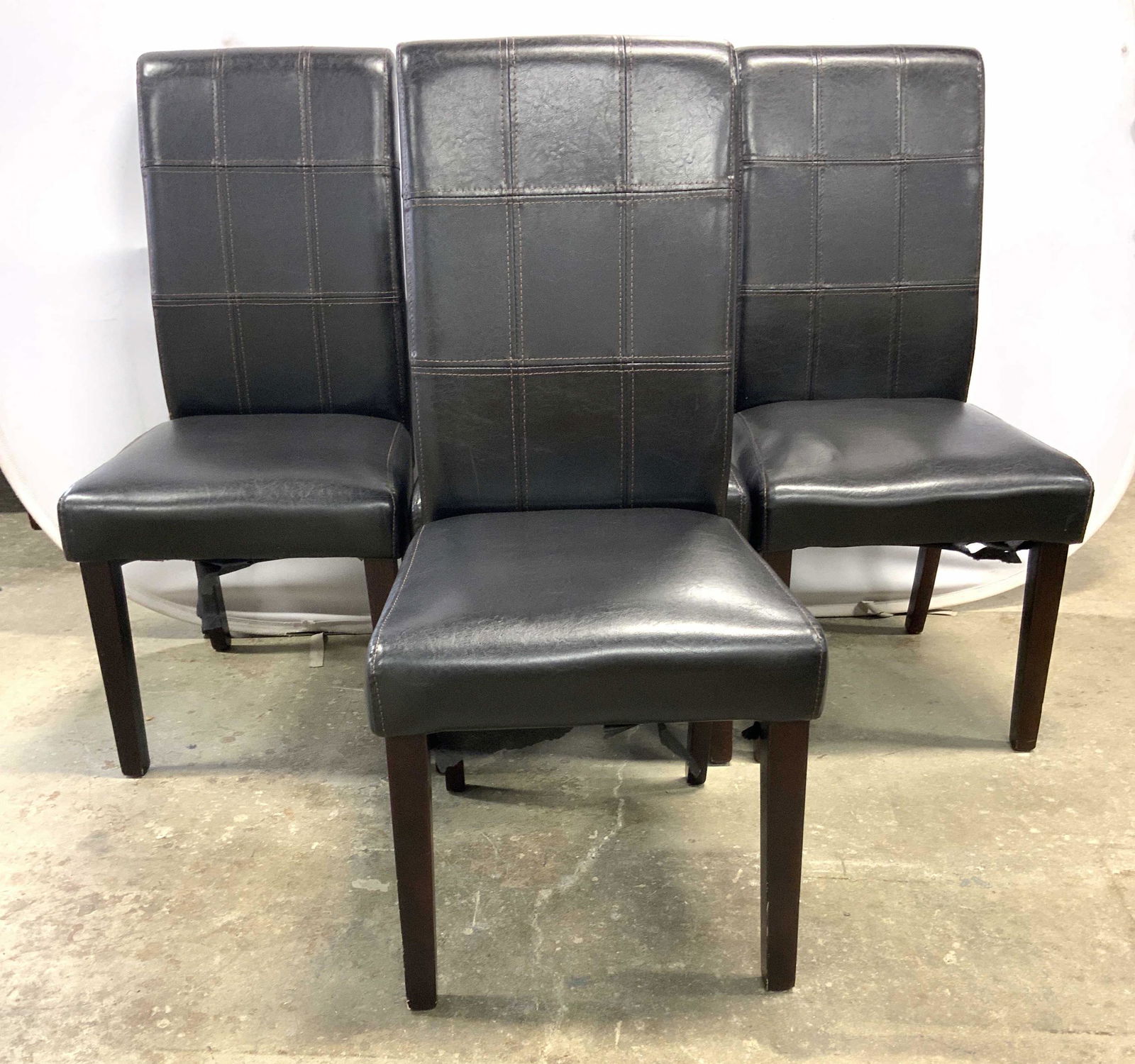 Set 4 Leather Side Chairs In Dark Brown (1 of 8)