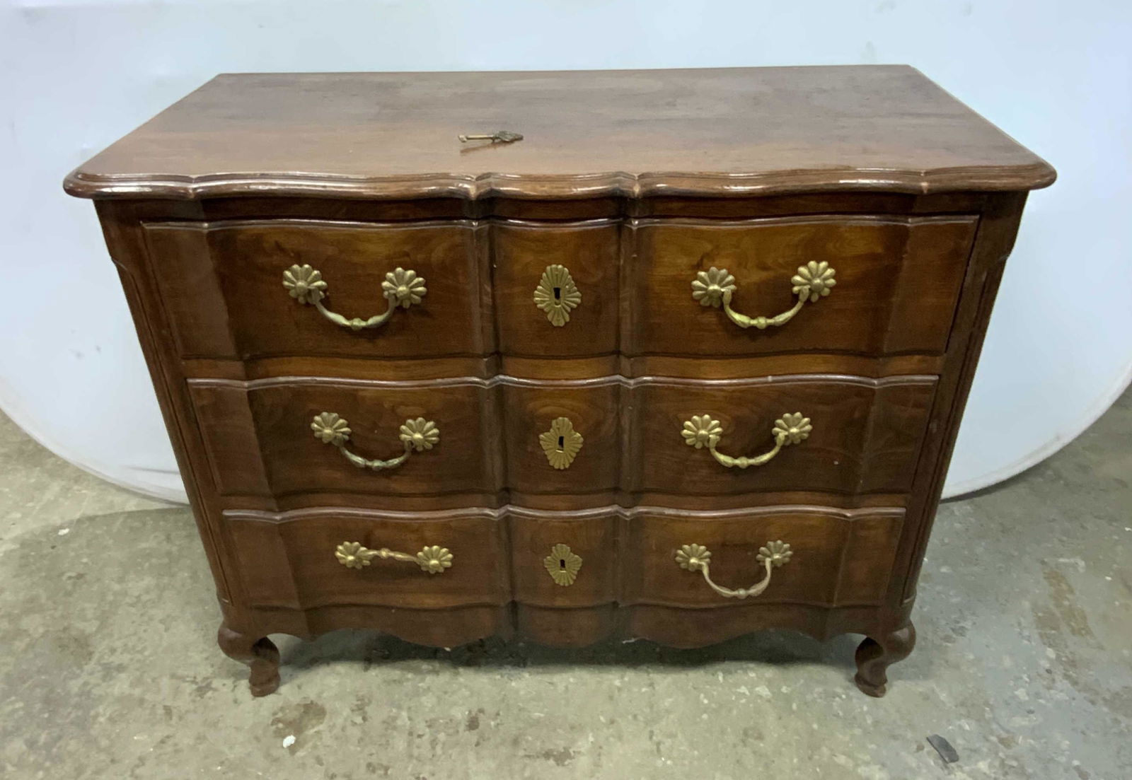 Vintage Three Drawer Wooden Dresser (1 of 15)