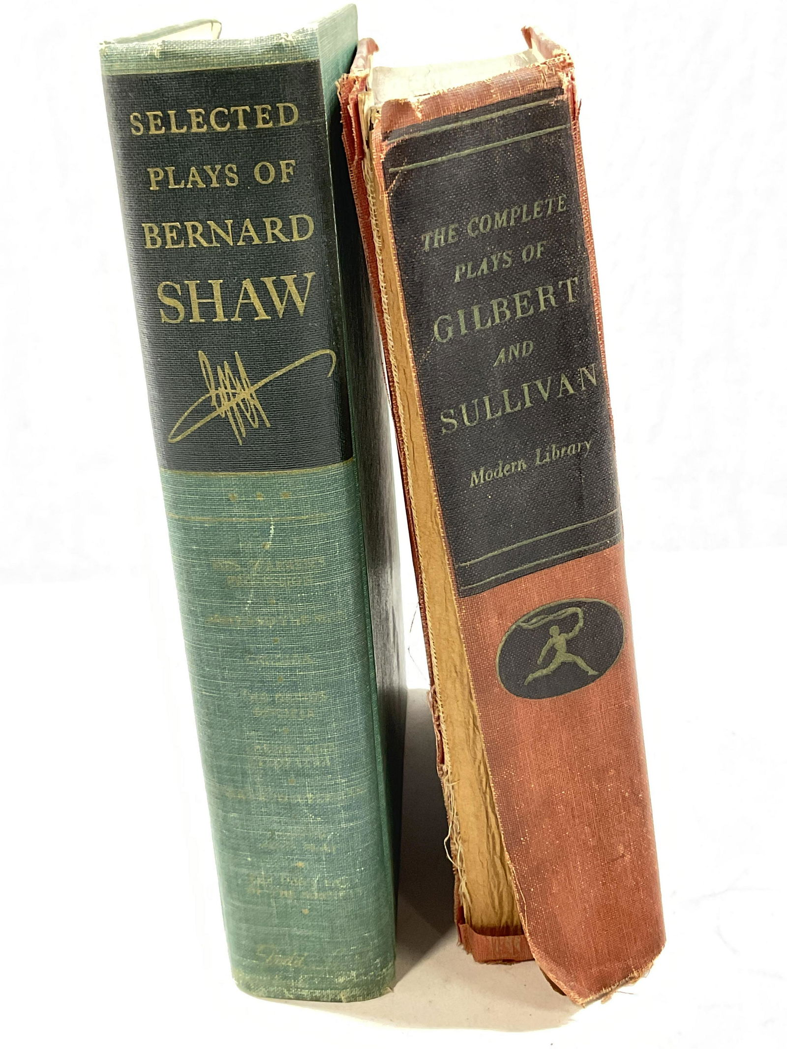 Lot 2 Books, Plays of B. Shaw, Gilbert & Sullivan (1 of 7)