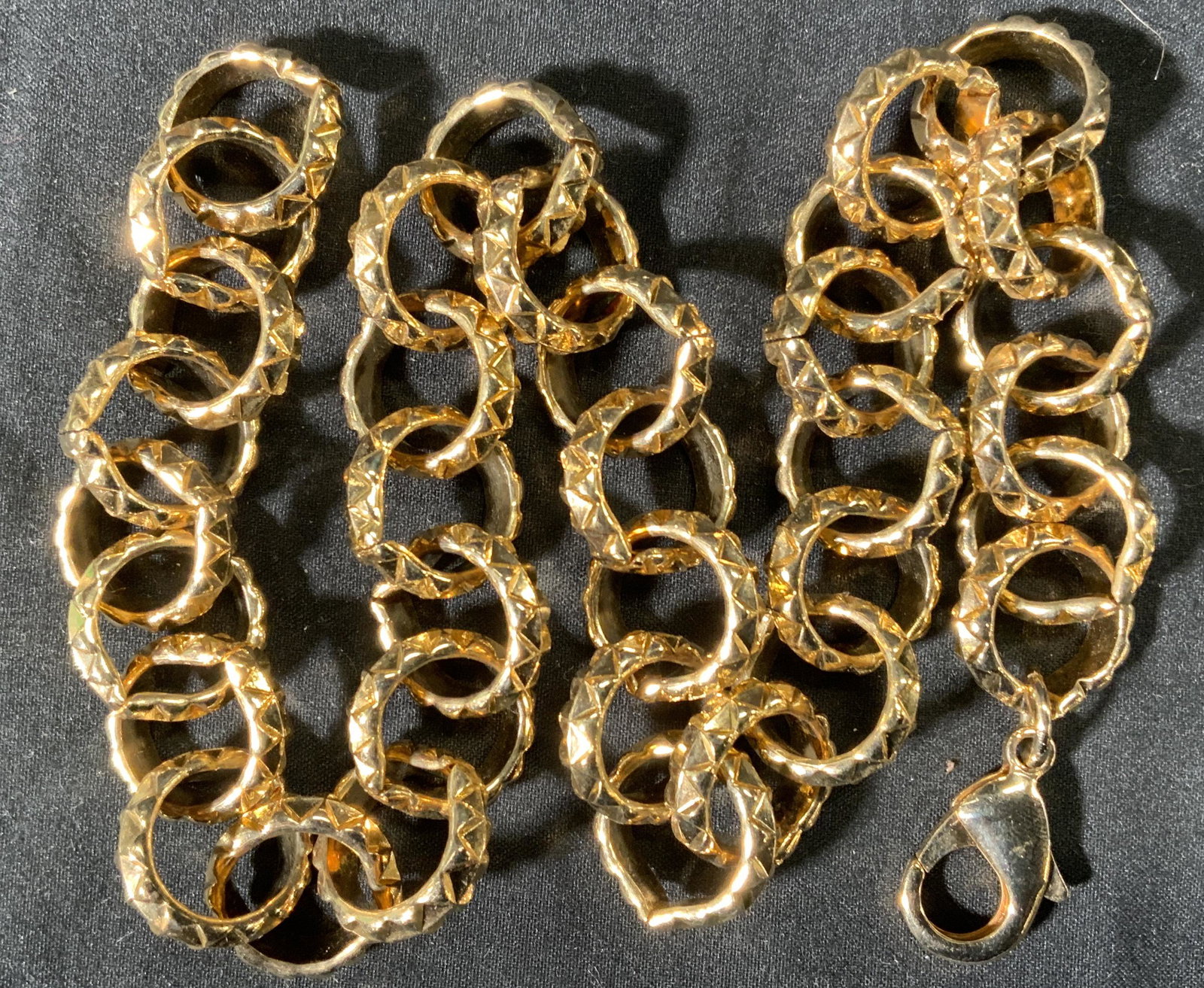 Vintage Gold Tone Chain Link Choker Necklace: Vintage gold tone choker necklace with pyramid chain links. Lobster claw clasp. Measures approx. 17 inches long. Some wear to surface consistent with exposure. Estate jewelry, costume jewelry, cocktai