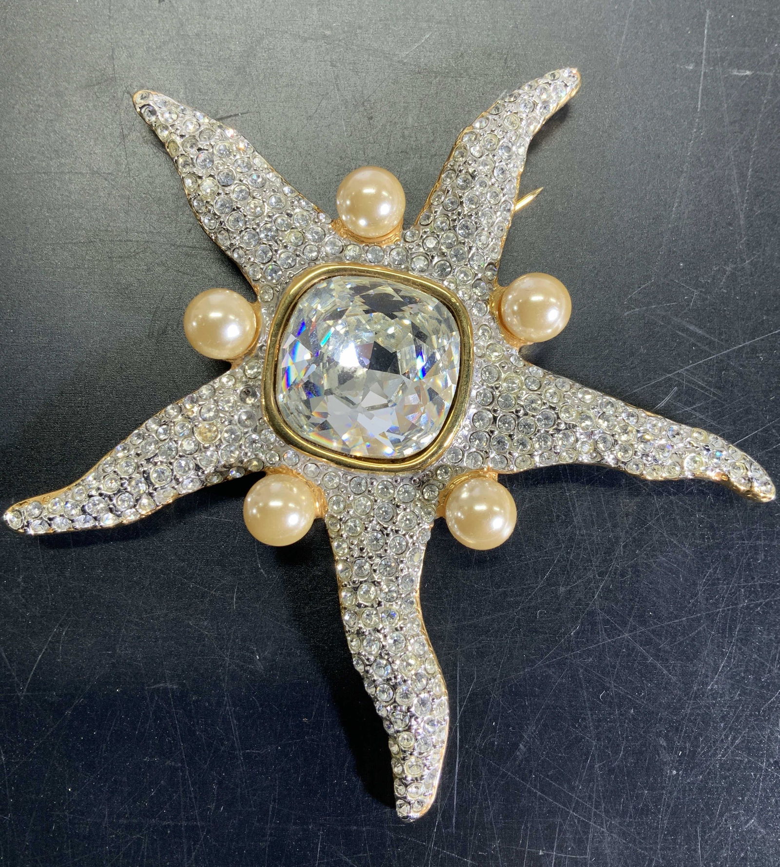 Oversized Crystal Rhinestone Starfish Brooch (1 of 5)