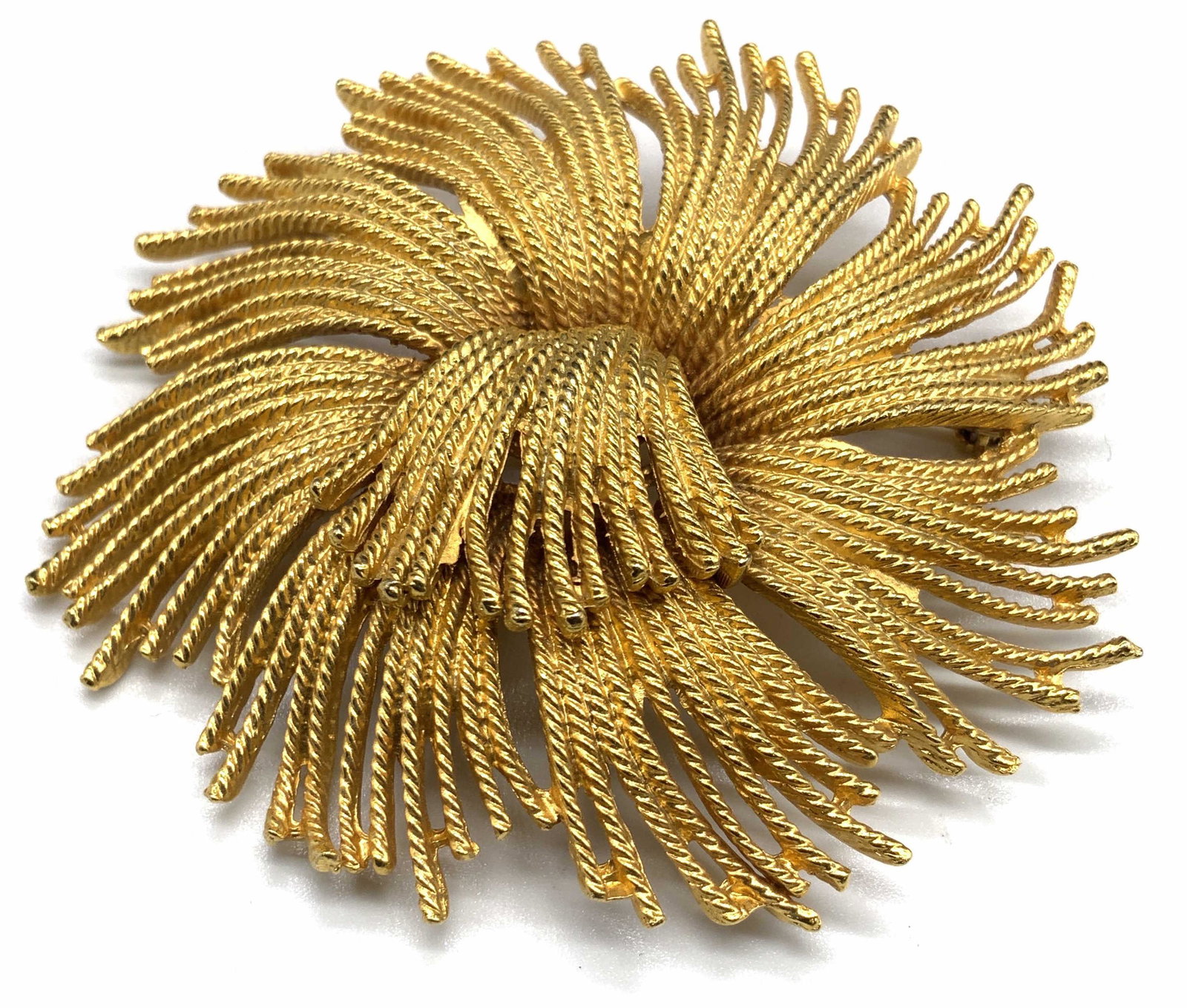 Oversized Vintage Braided Gold Tone Metal Brooch (1 of 10)