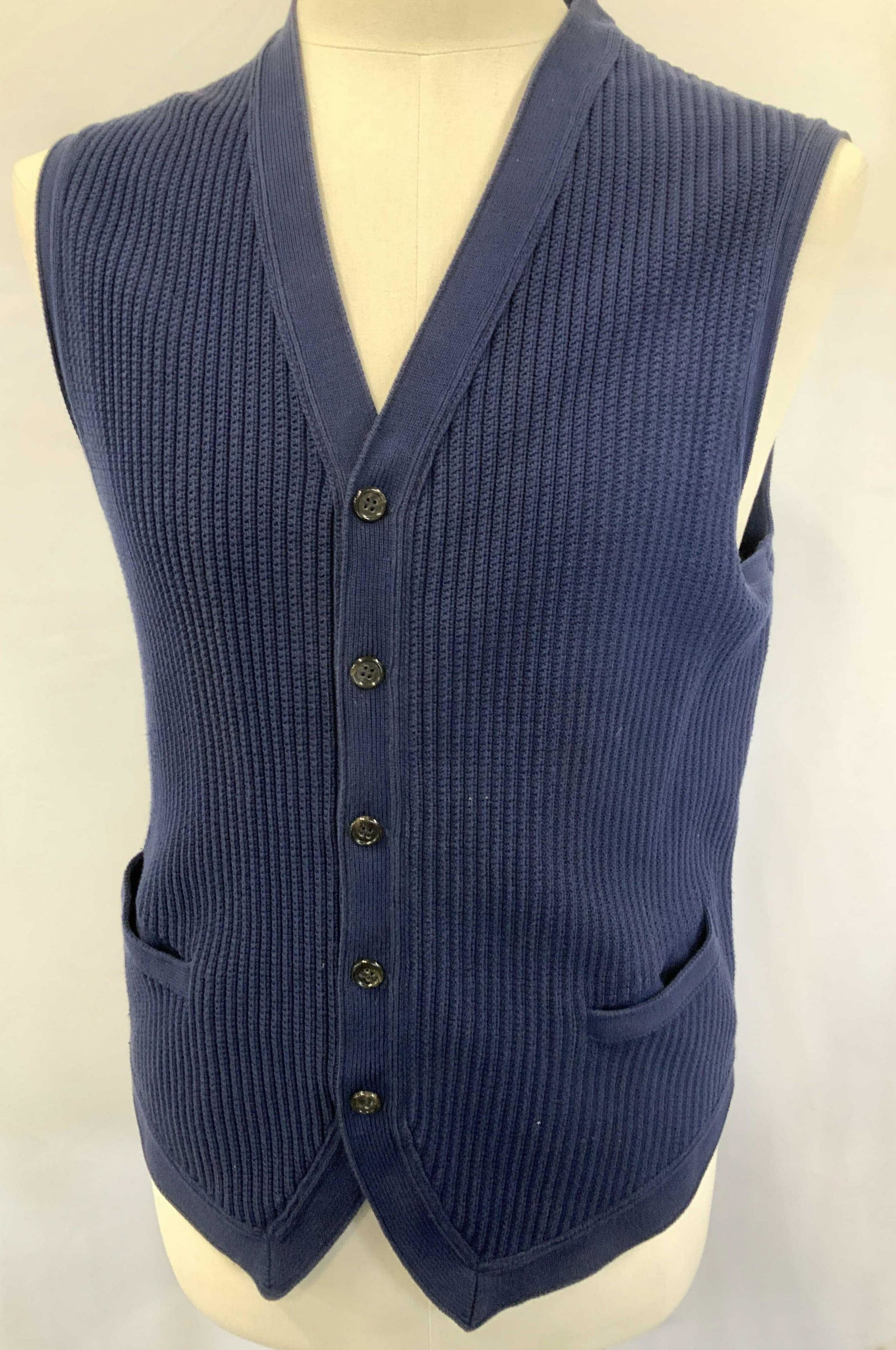 COACH Cotton Navy Vest, Italy: Menswear or unisex, size Large. Woven cotton knit vest in navy blue. Labeled Coach. Hand pockets. Made in Italy Luxury menswear, Luxury vintage wear, luxury Coach designer wear, luxury estate wear, me
