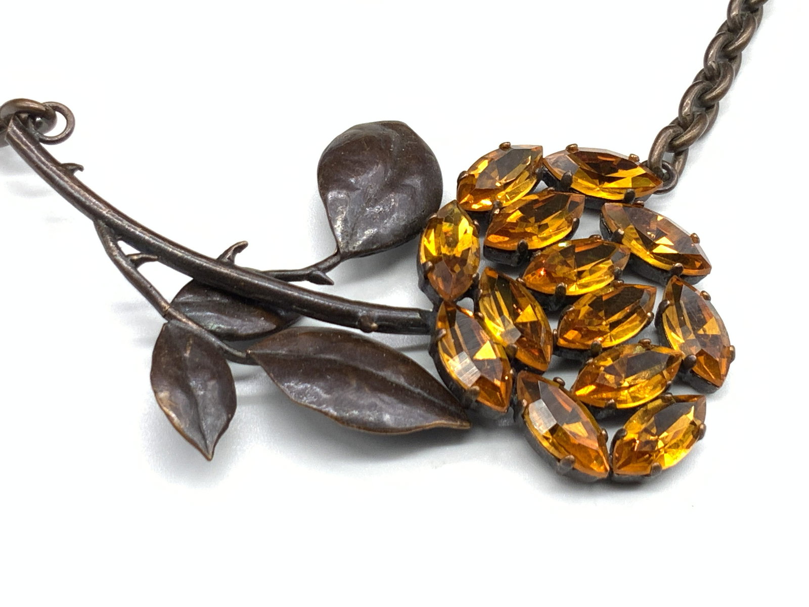 RAFIA & BOSSA PARIS Floral Pendant Necklace, Tags (1 of 10)