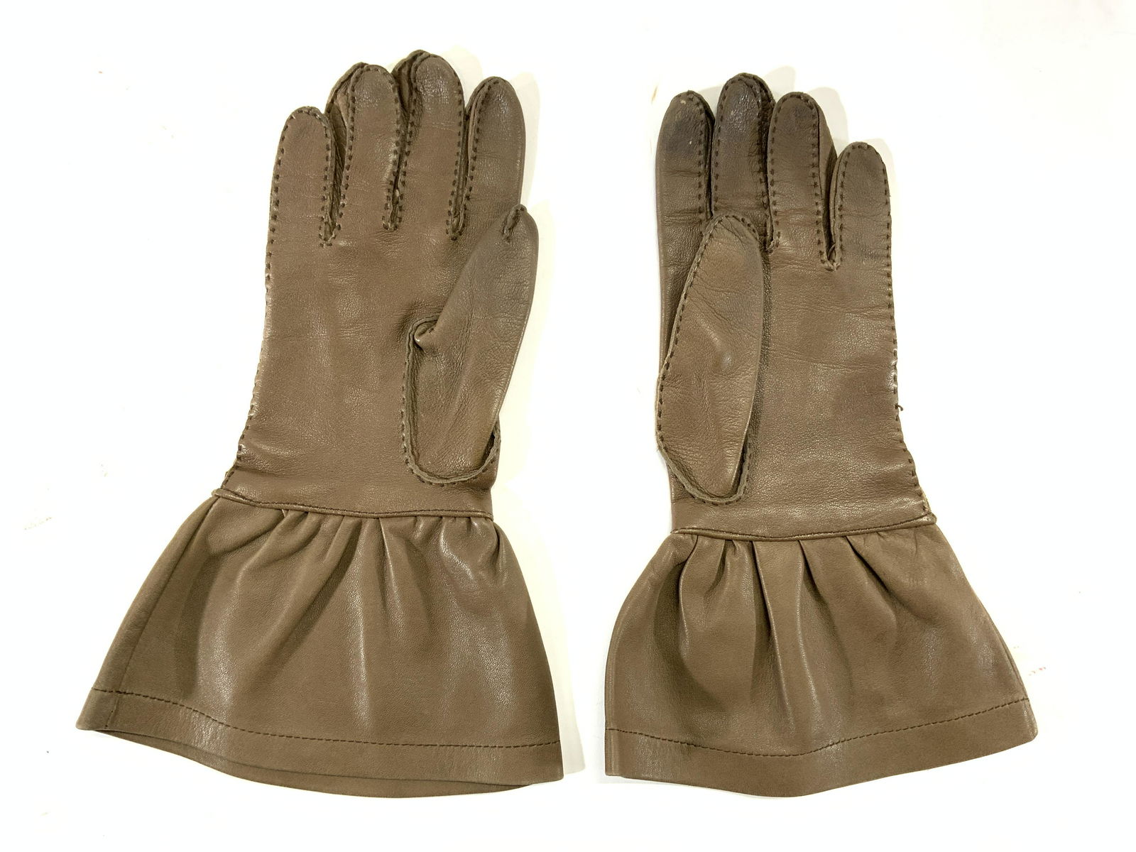 Vintage GUCCI Brown Leather Gloves, Like New (1 of 4)