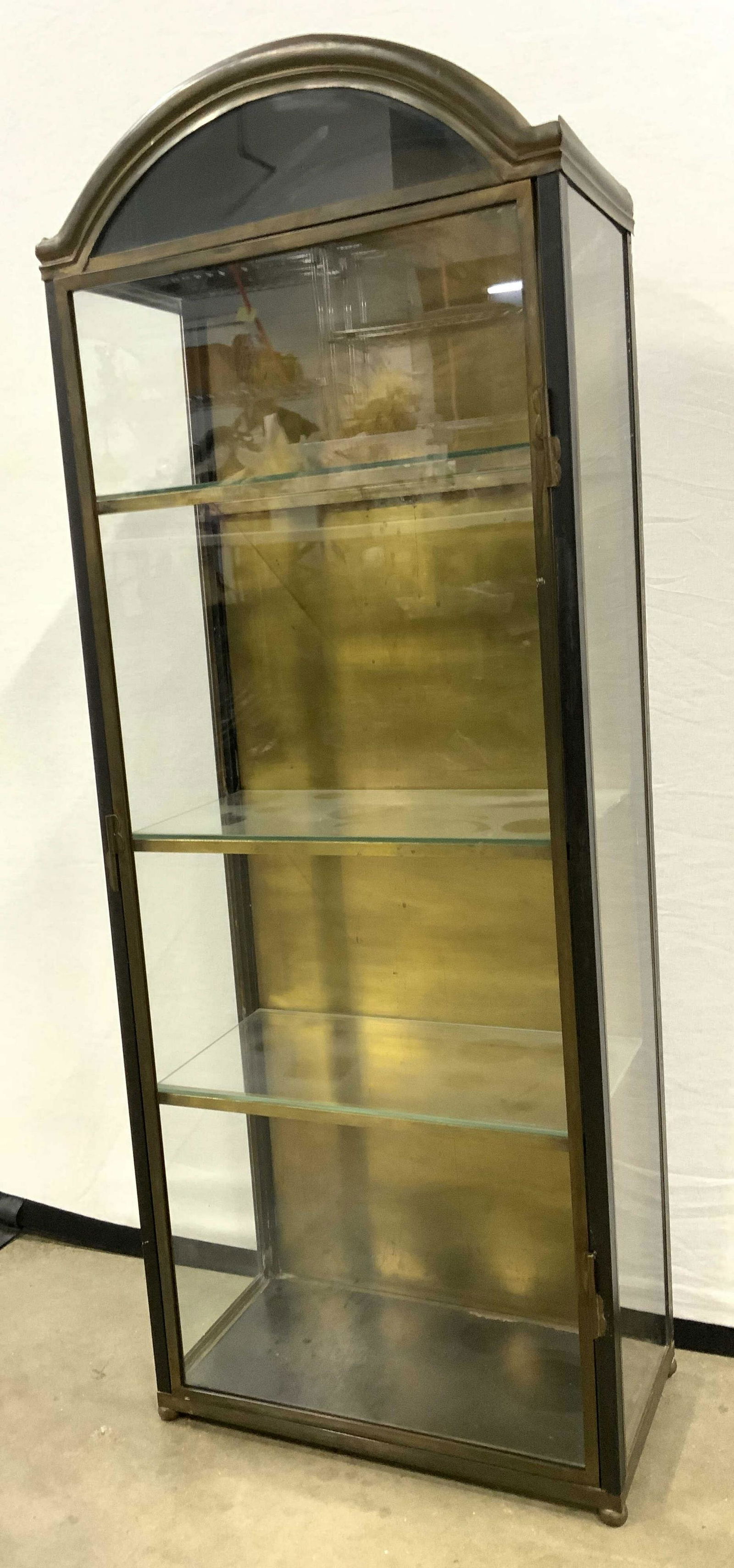 Vintage Metal Display Case W Glass Shelves (1 of 10)