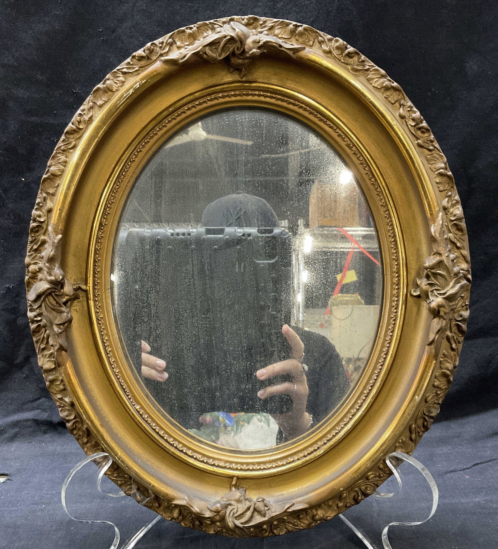 Antique Gilded Wood Ornamental Oval Mirror (1 of 8)