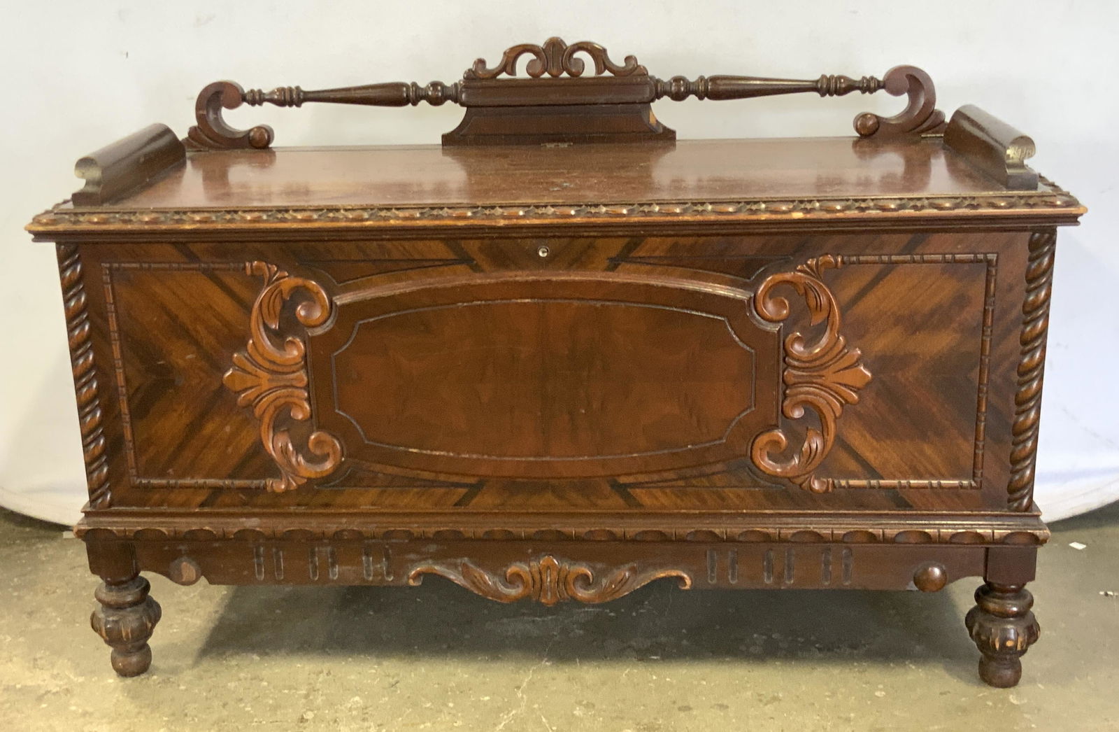 LANE Vintage Wooden Blanket Chest, Altavista VA (1 of 16)