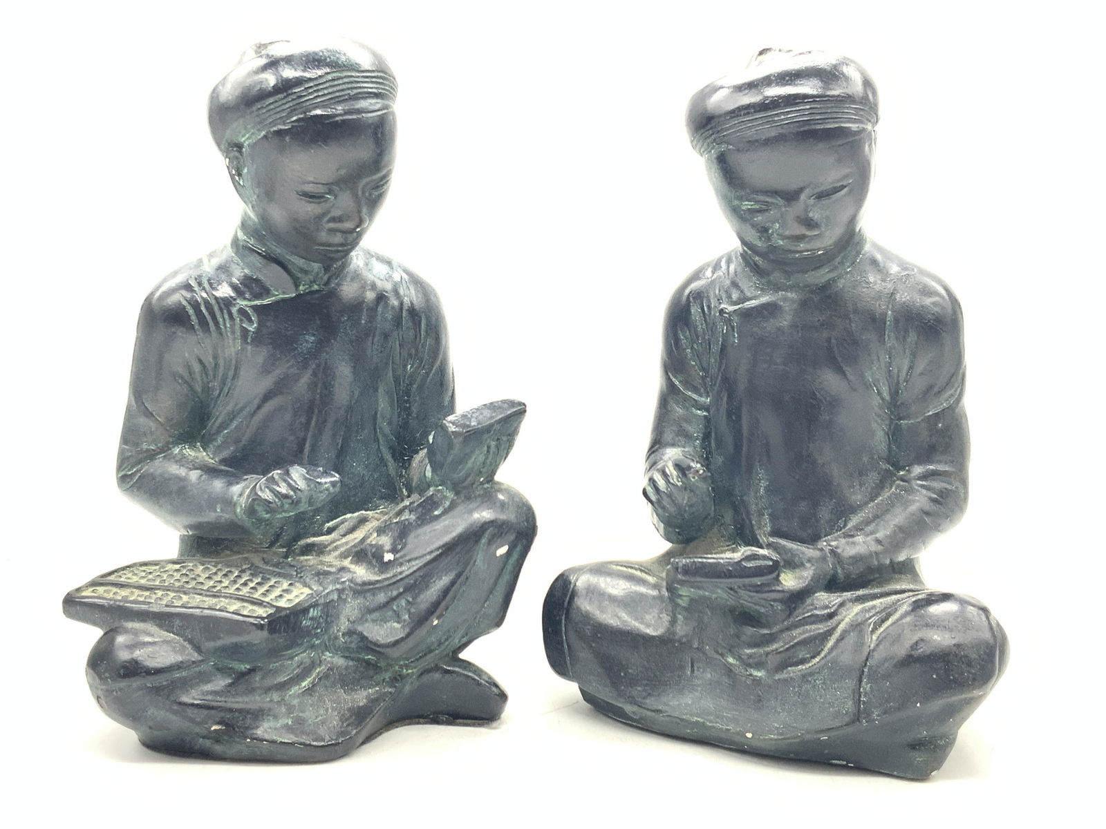 2 AUSTIN PROD INC Vintage Plaster Asian Scholars (1 of 12)
