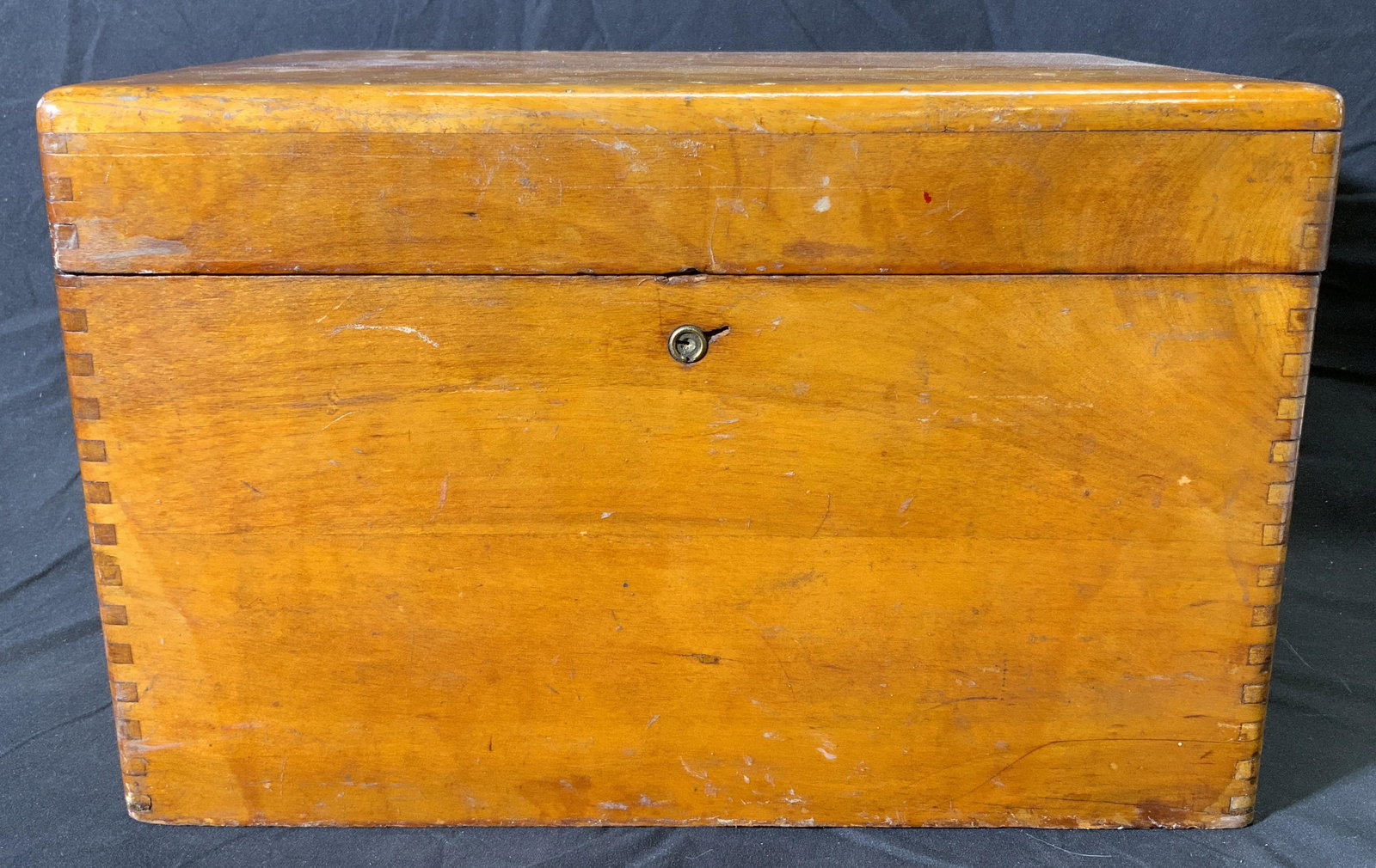 Vintage Wooden Storage Chest w Compartment (1 of 9)