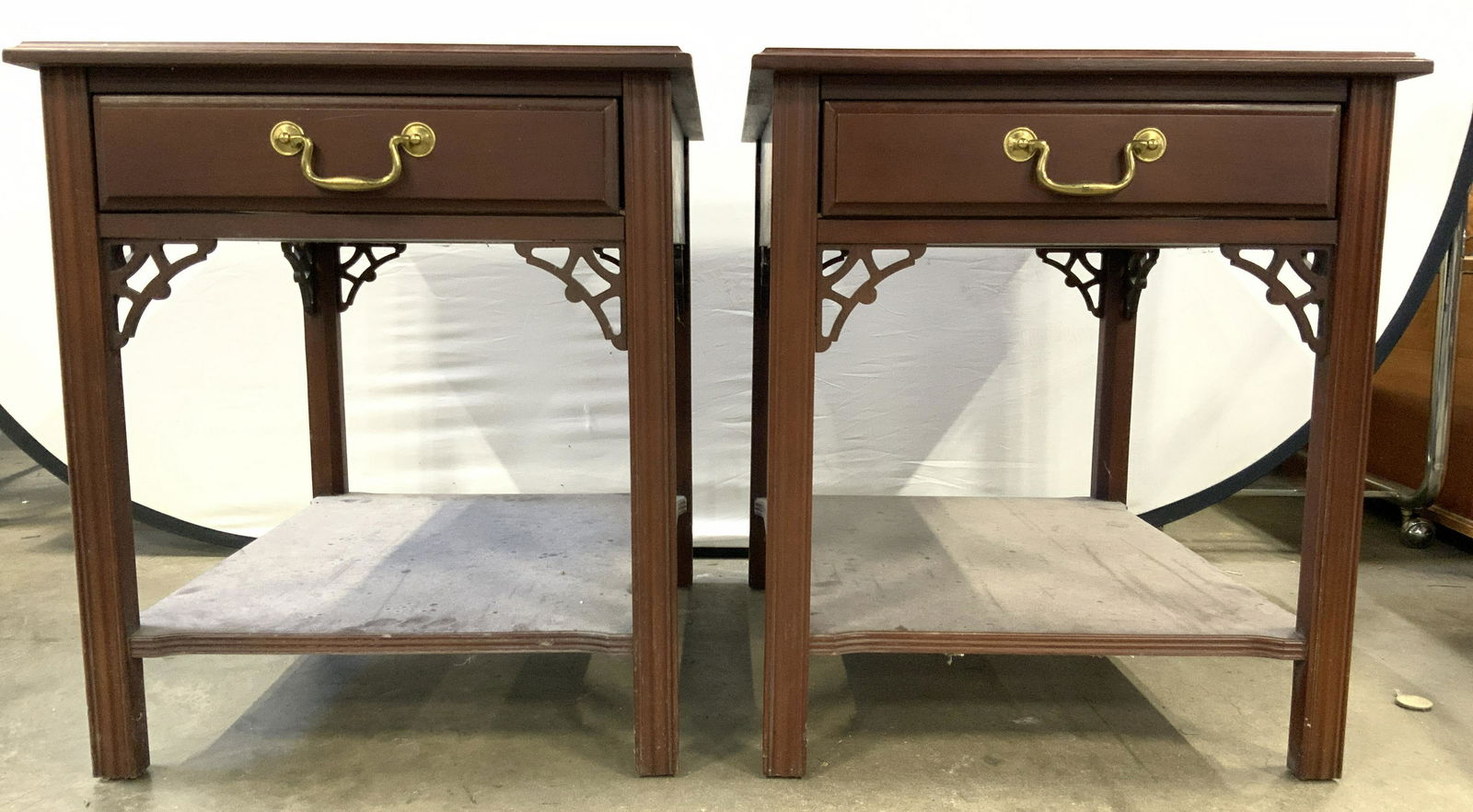 BERNHARDT Pair Wooden Side Tables (1 of 10)