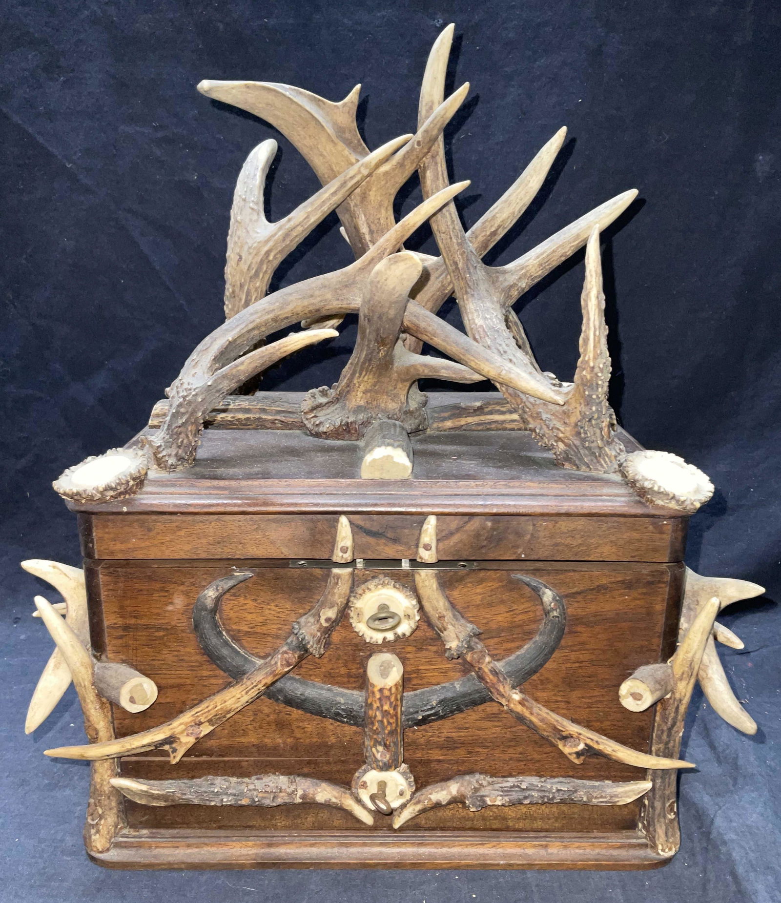 Bavarian Antler Box W Drawer (1 of 11)