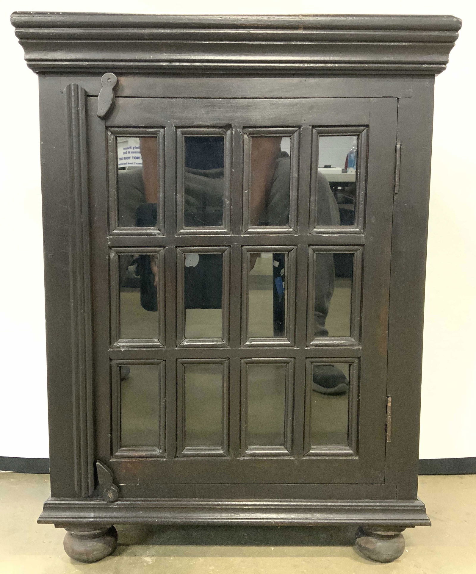 Vintage Footed Wooden Display Case (1 of 9)