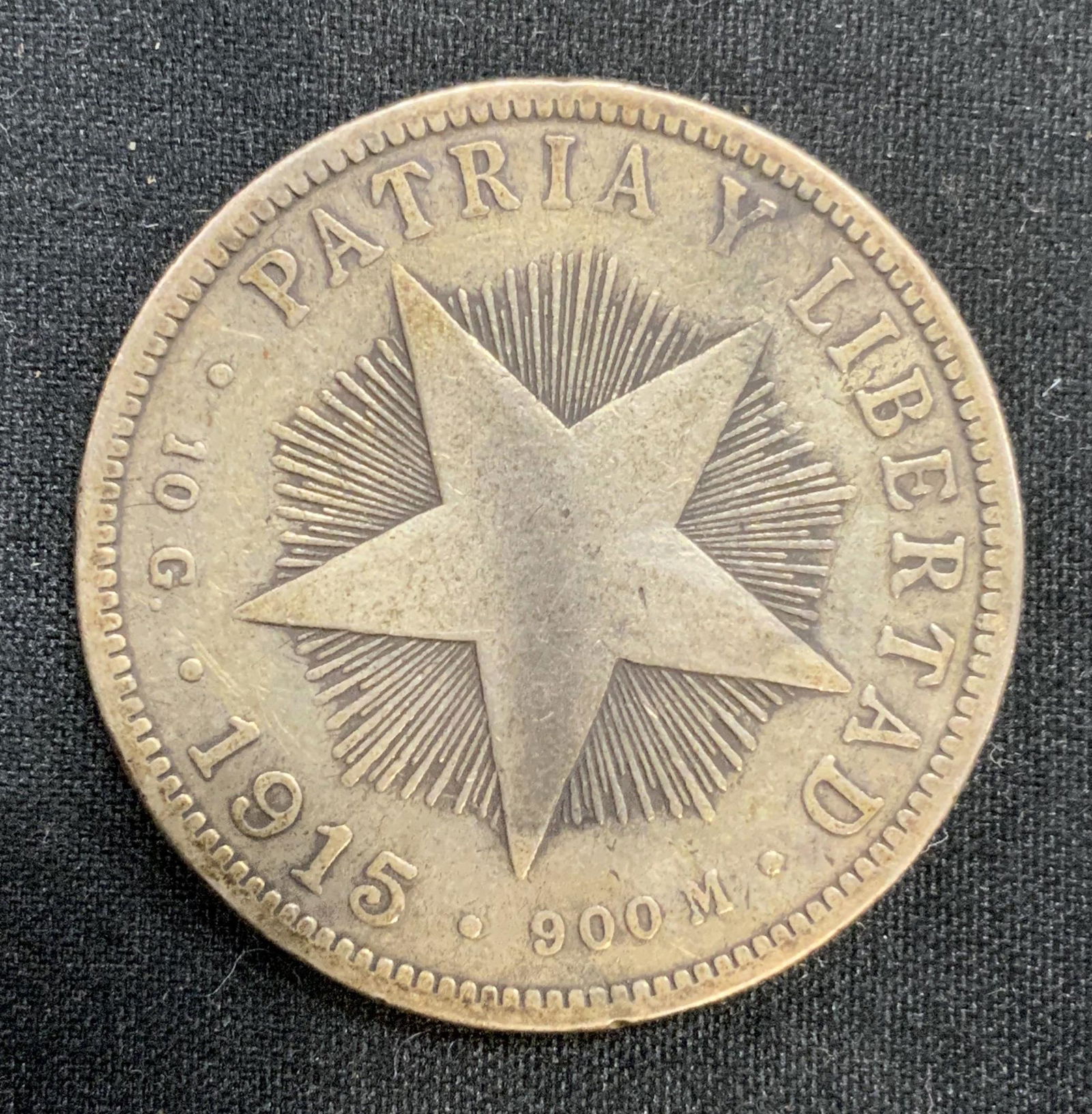 1915 Cuban Silver 40 Centavos Coin (1 of 4)