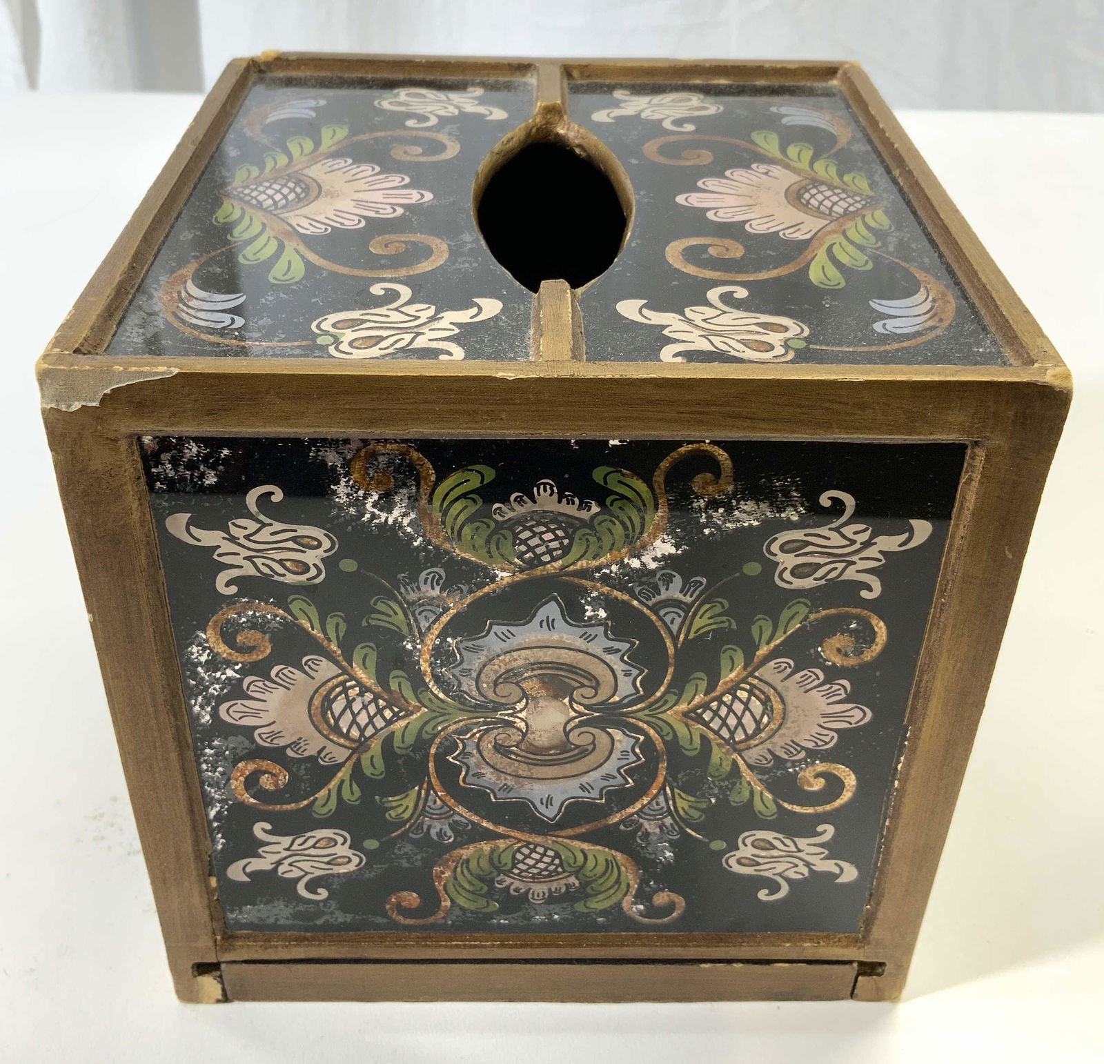 Patterned Glass Frame Tissue Box Cover (1 of 8)