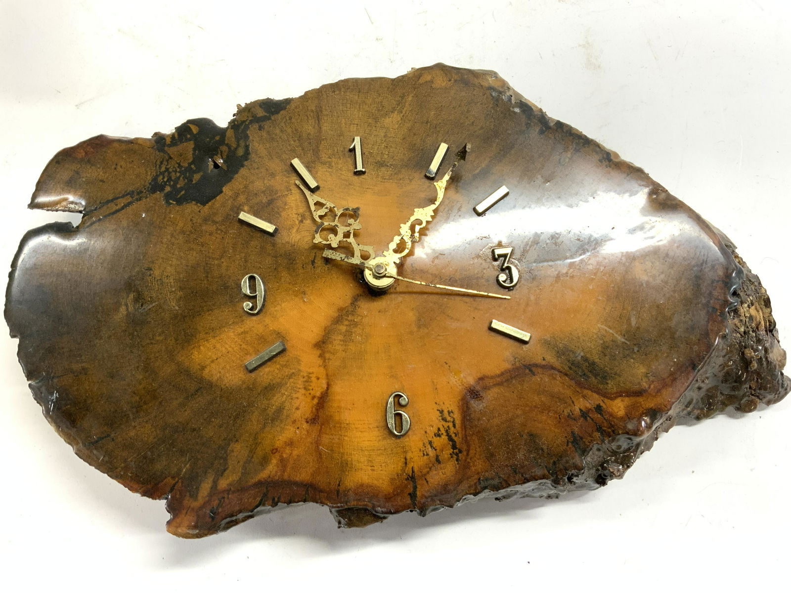 Wood Slice Raw Edge Style Wall Clock (1 of 5)