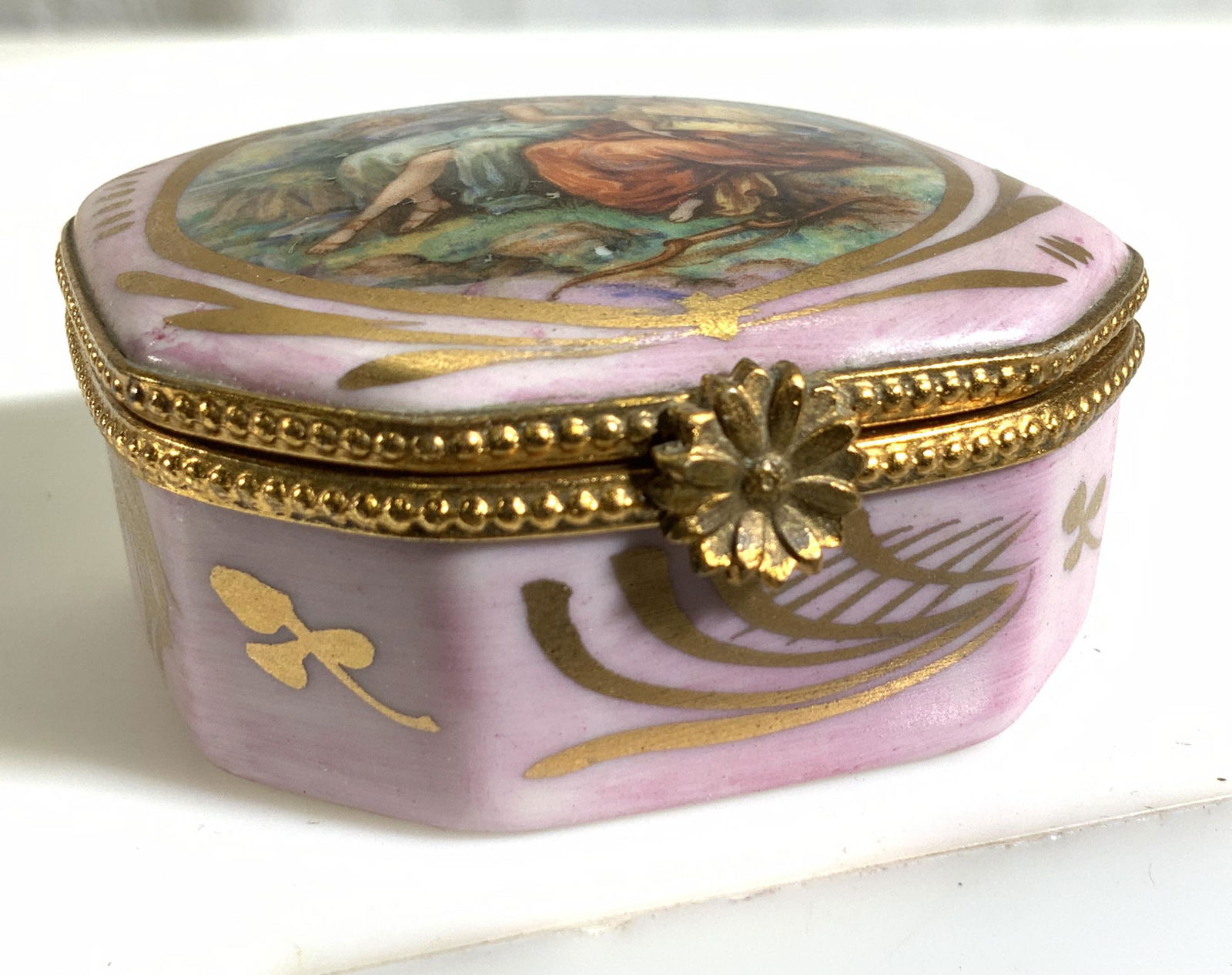 Limoges France Hand Painted Porcelain Pill Box (1 of 6)