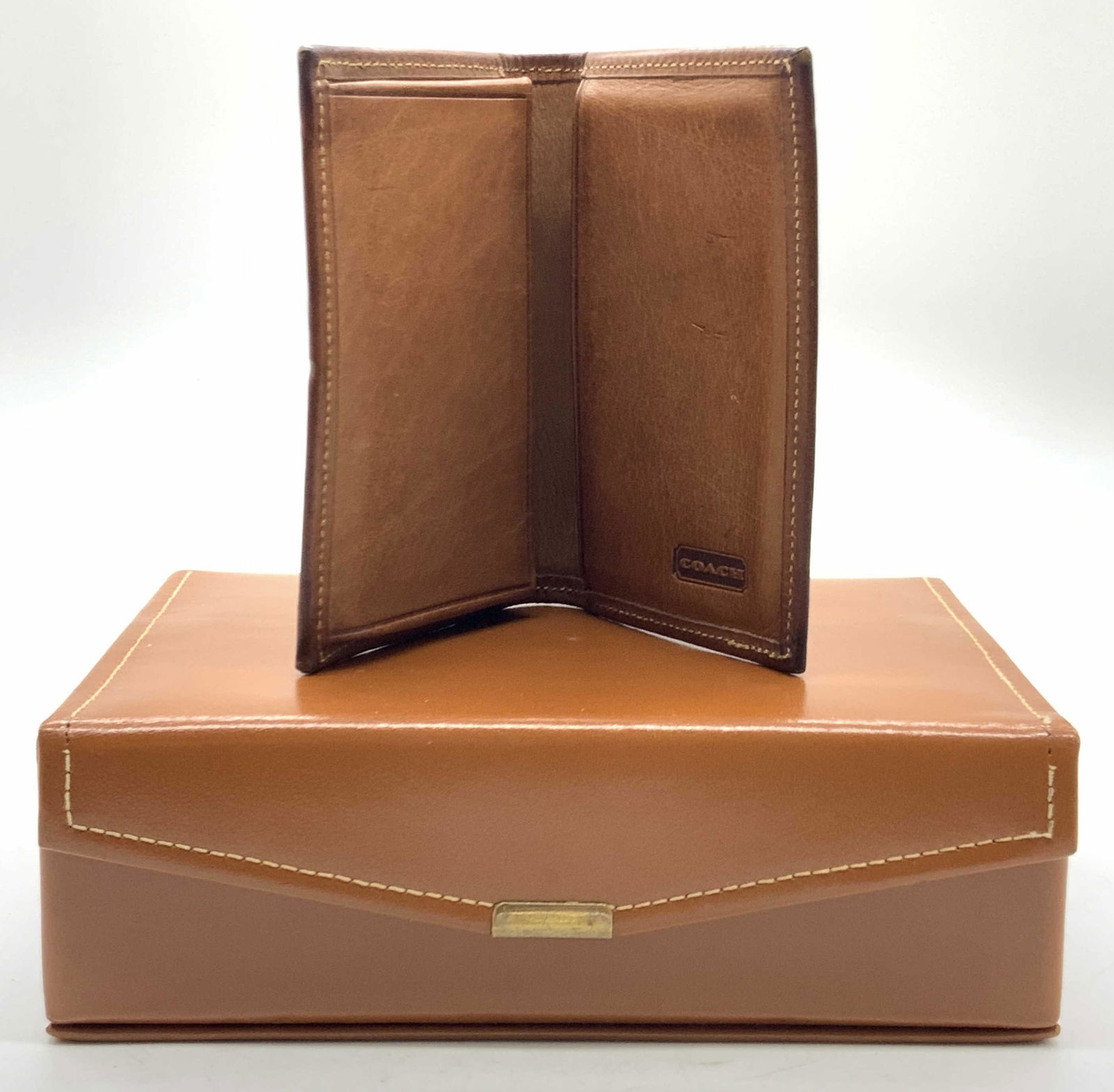 Vintage COACH Wallet & Leather Jewelry Box (1 of 11)