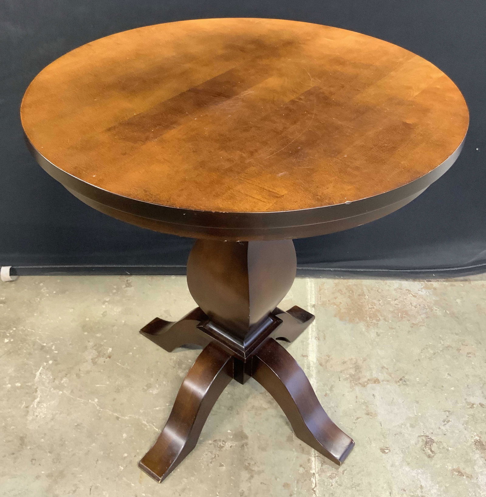 Vintage Circular Pedestal Table (1 of 10)