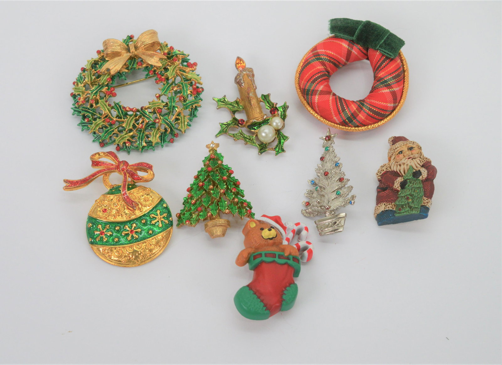 Collection of vintage Christmas pins.  8 Pieces (1 of 1)