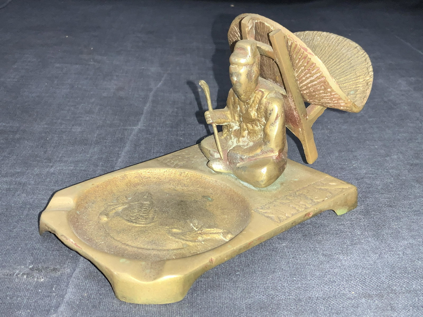 Vintage Solid Brass Asian Ashtray (1 of 7)