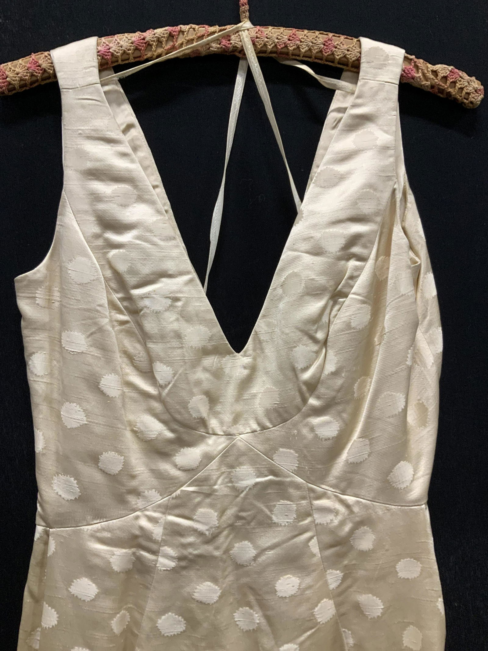 Bergdorf Goodman Silk Cocktail Shift Dress (0167) on Jan 11, 2023