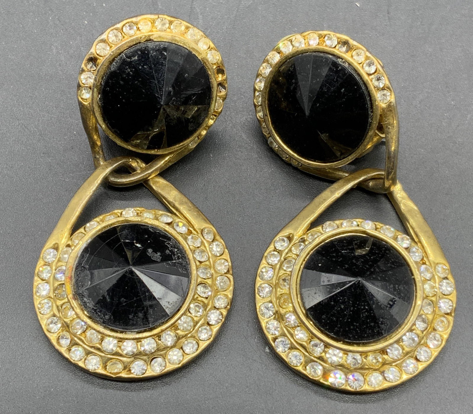 Vintage Gold Tone Crystal Dangle Earrings (1 of 4)