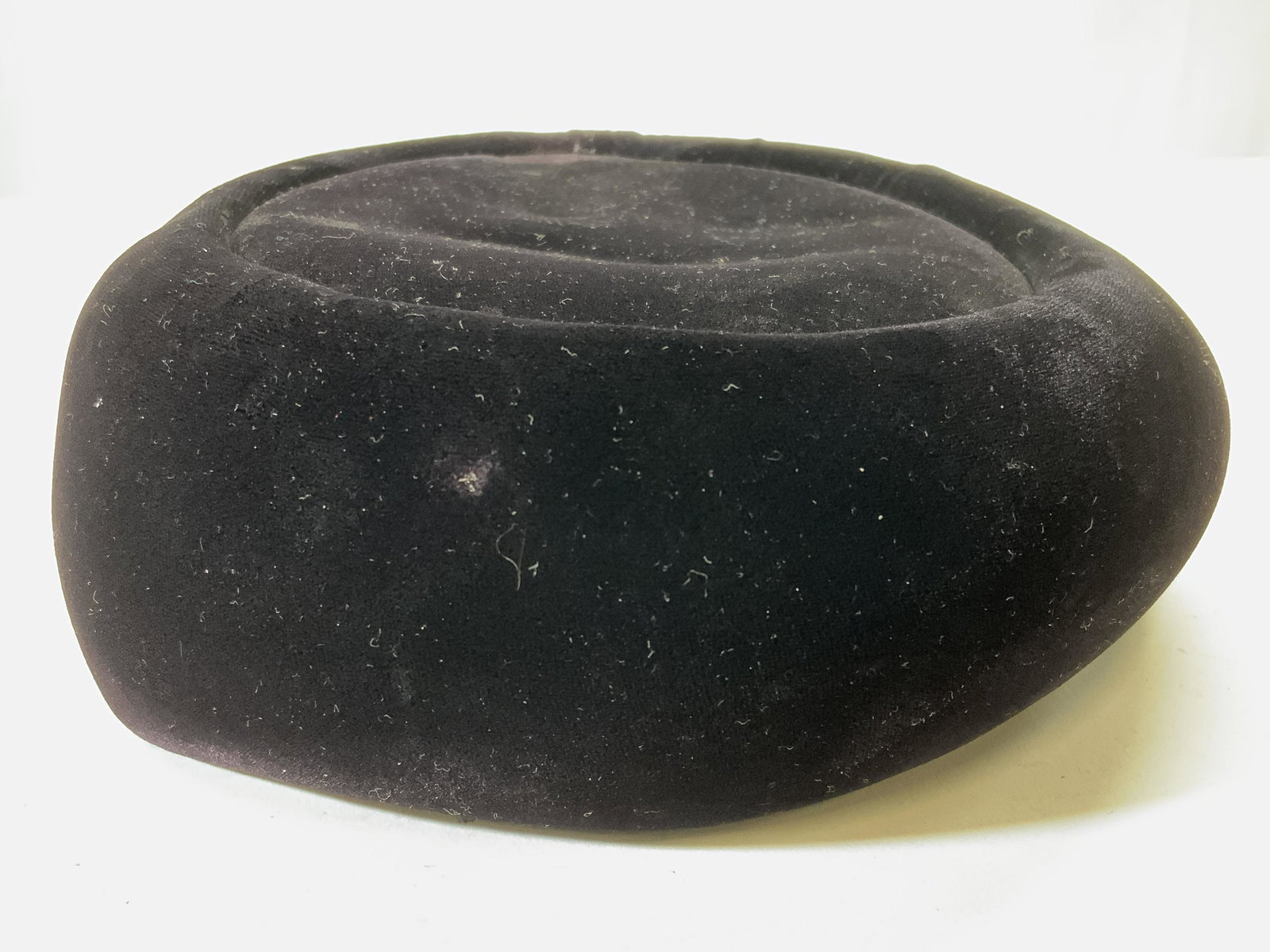 MR JOHN CLASSIC Crush Velvet Pillbox Hat (1 of 8)