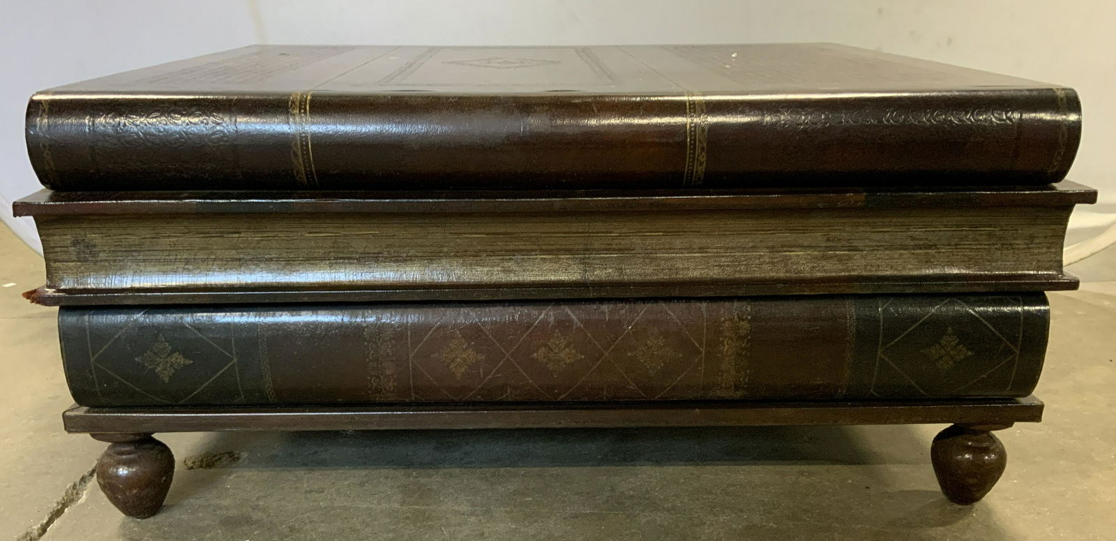 MAITLAND SMITH Vtg Stack Book Leather Bound Chest (1 of 12)