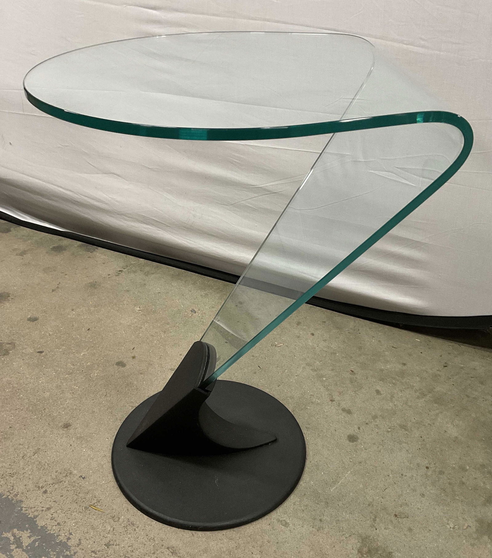 RIMADESIO SLUMPED GLASS SIDE TABLE. (1 of 5)